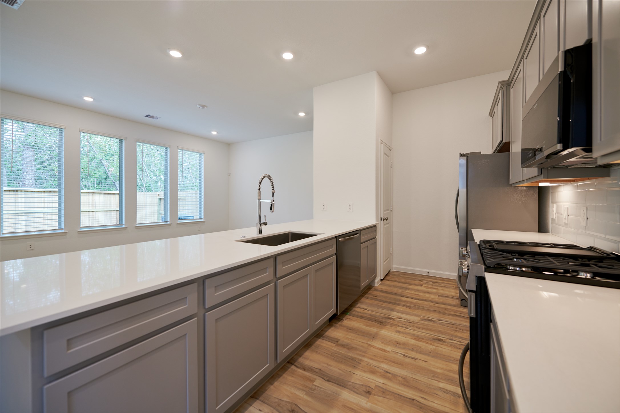 665 Royal Arch Drive Property Photo 12