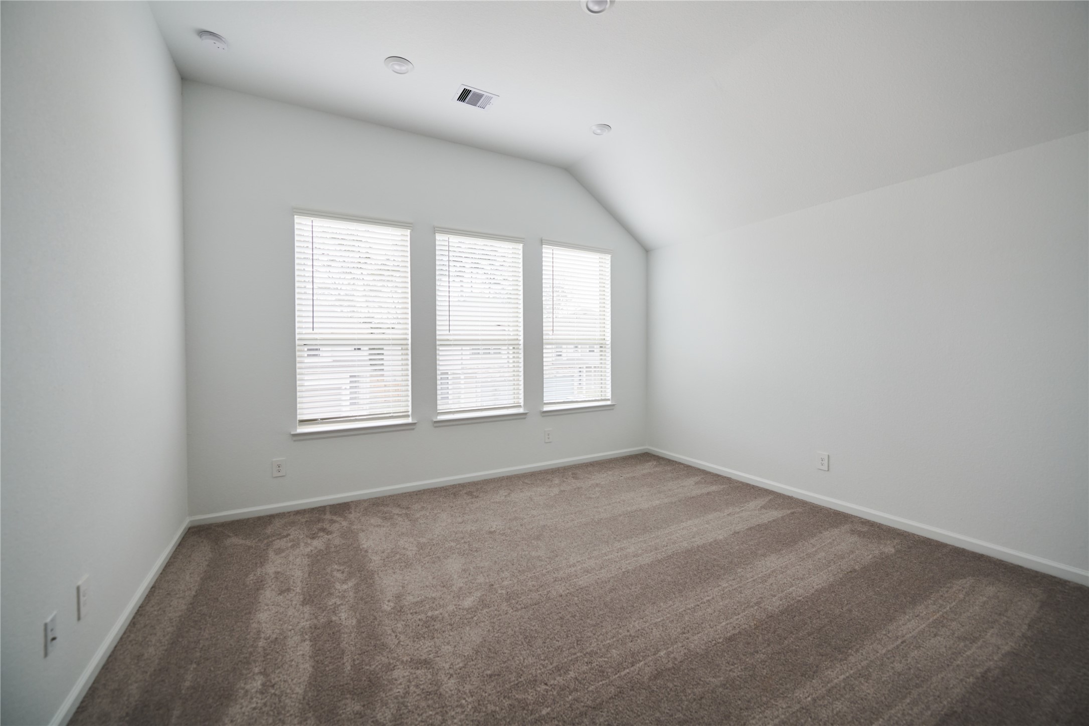 665 Royal Arch Drive Property Photo 25