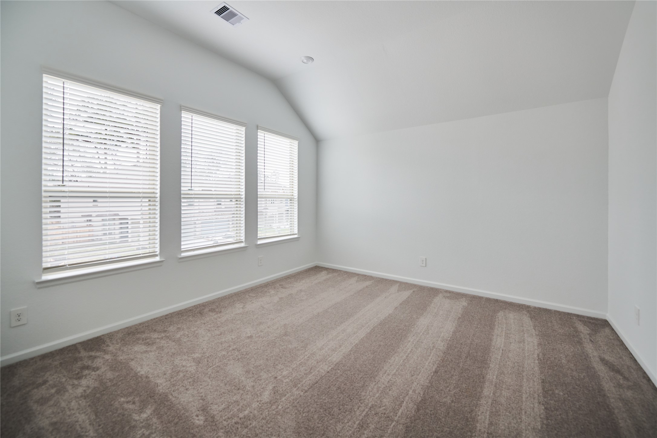 665 Royal Arch Drive Property Photo 26
