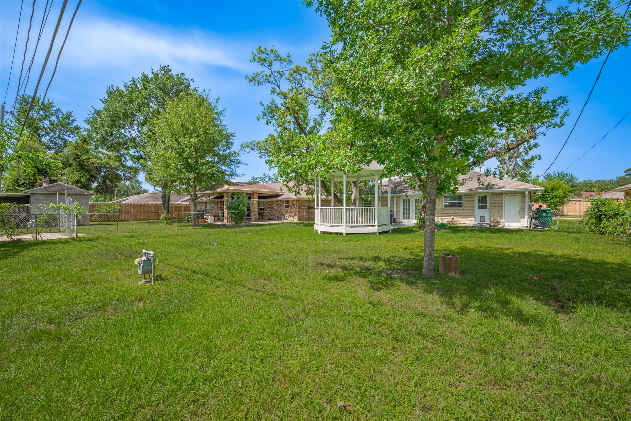 3042 Oak Forest Drive Property Photo 17