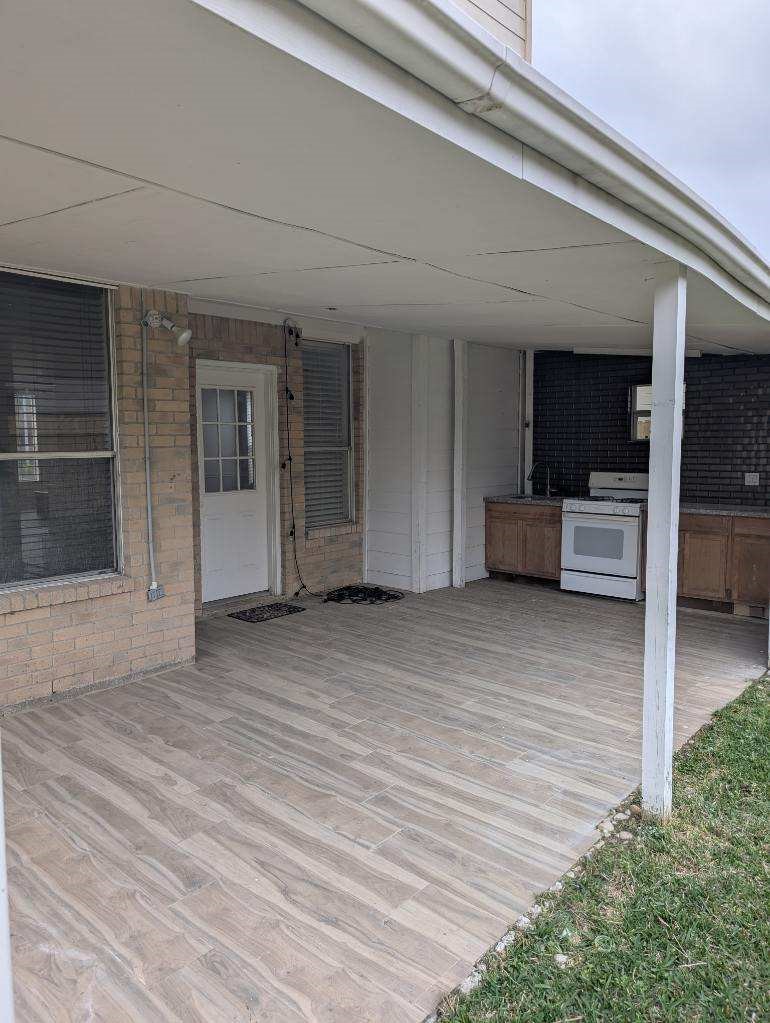 11906 Dinosaur Valley Drive Property Photo 46