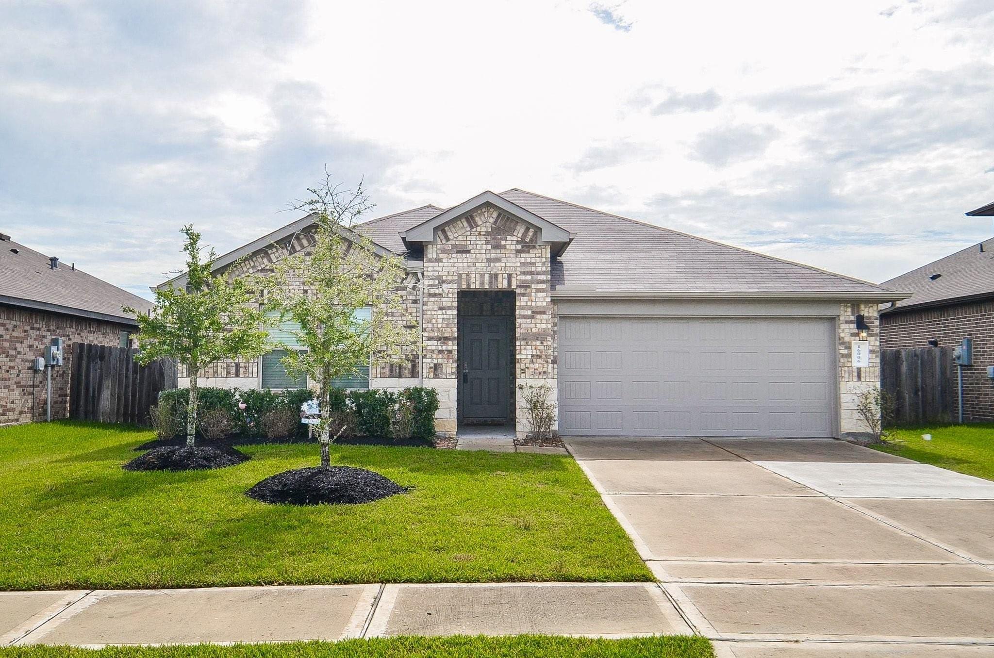16006 Jordan Meadow Way Property Photo 2