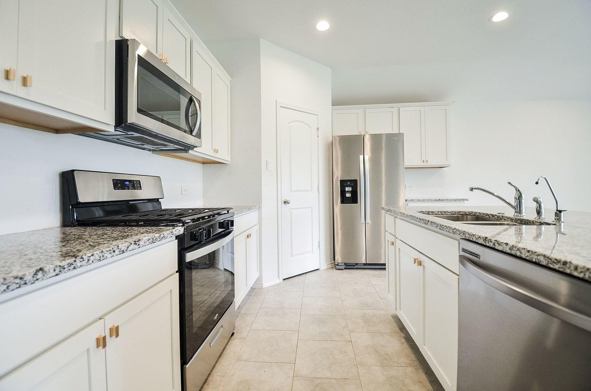 16006 Jordan Meadow Way Property Photo 9