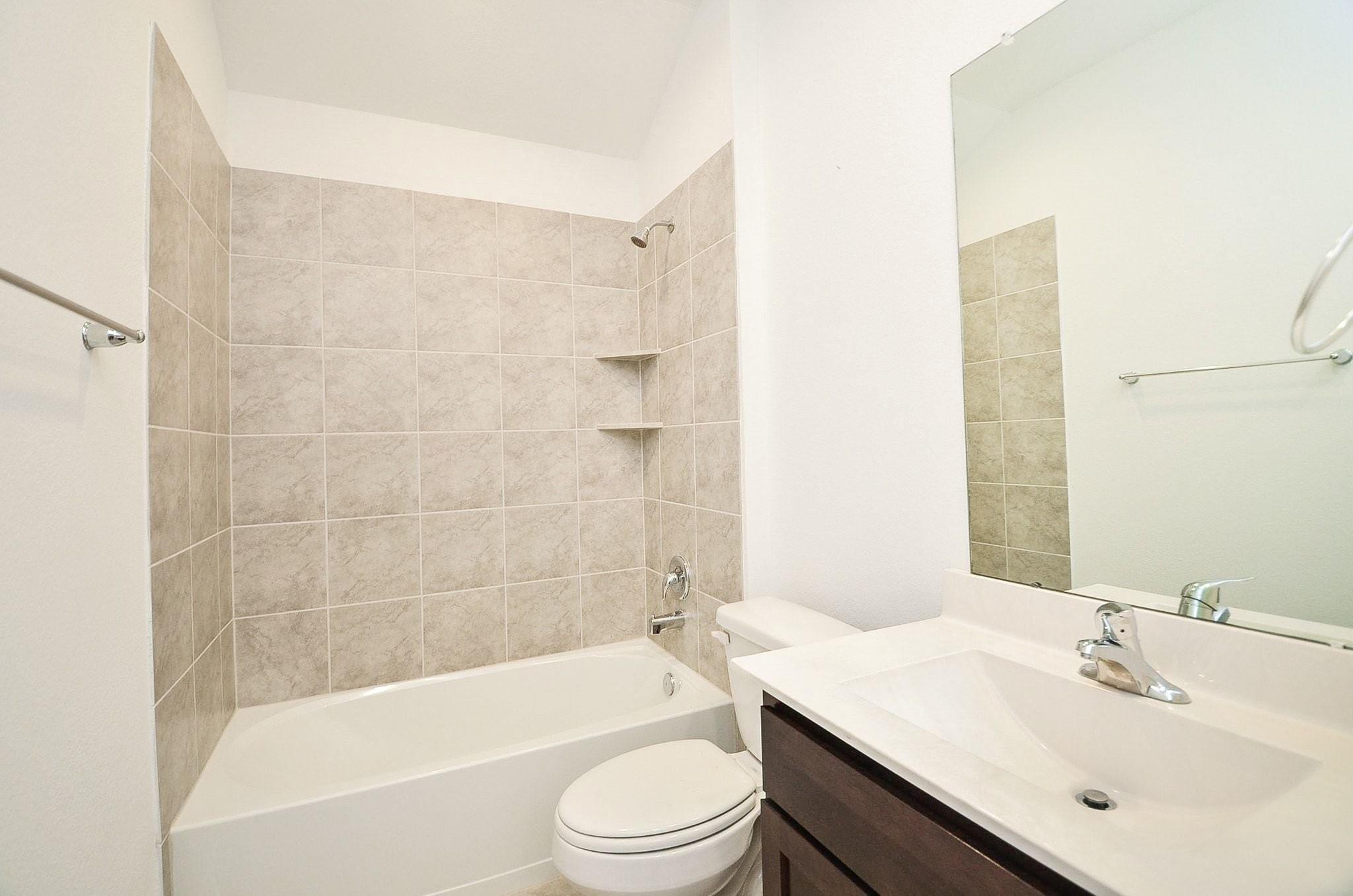 16006 Jordan Meadow Way Property Photo 22