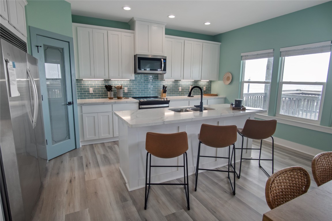 812 S Crystal Beach Road Property Photo 10