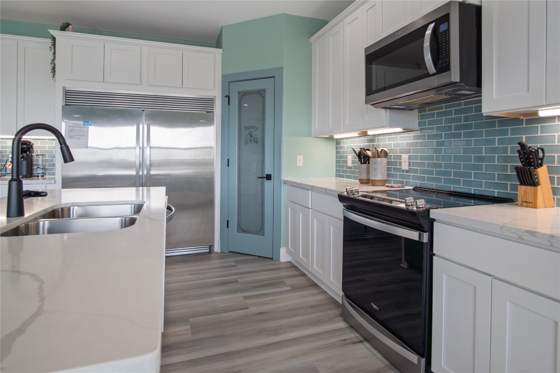 812 S Crystal Beach Road Property Photo 12