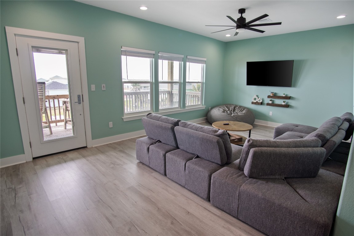 812 S Crystal Beach Road Property Photo 28