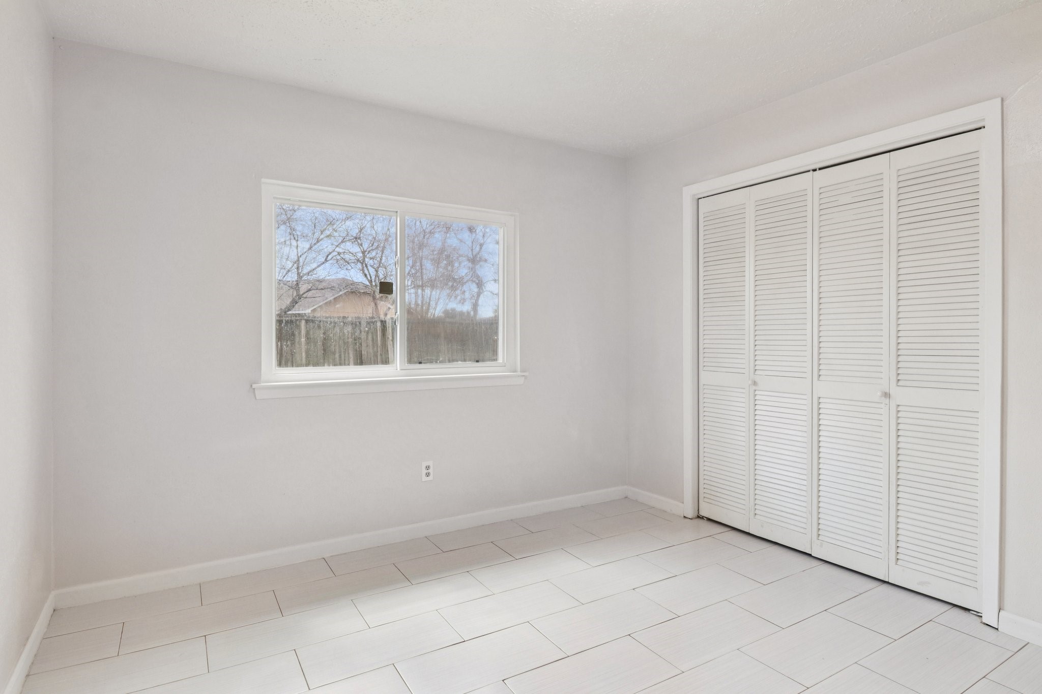 14067 Towneway Drive Property Photo 14