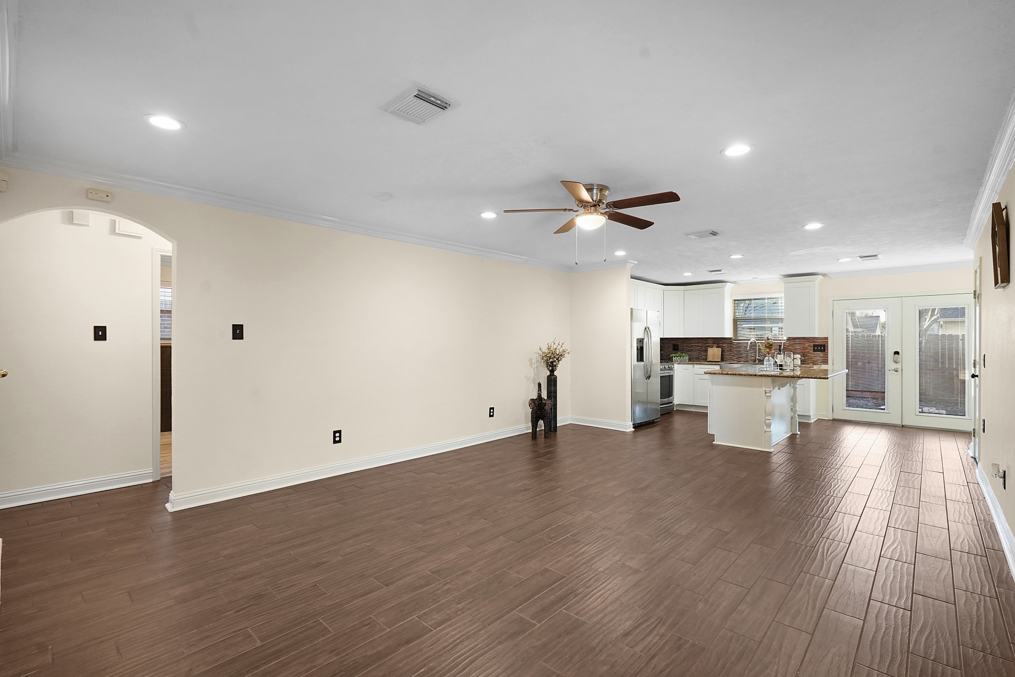 11611 Burlwood Drive Property Photo 5