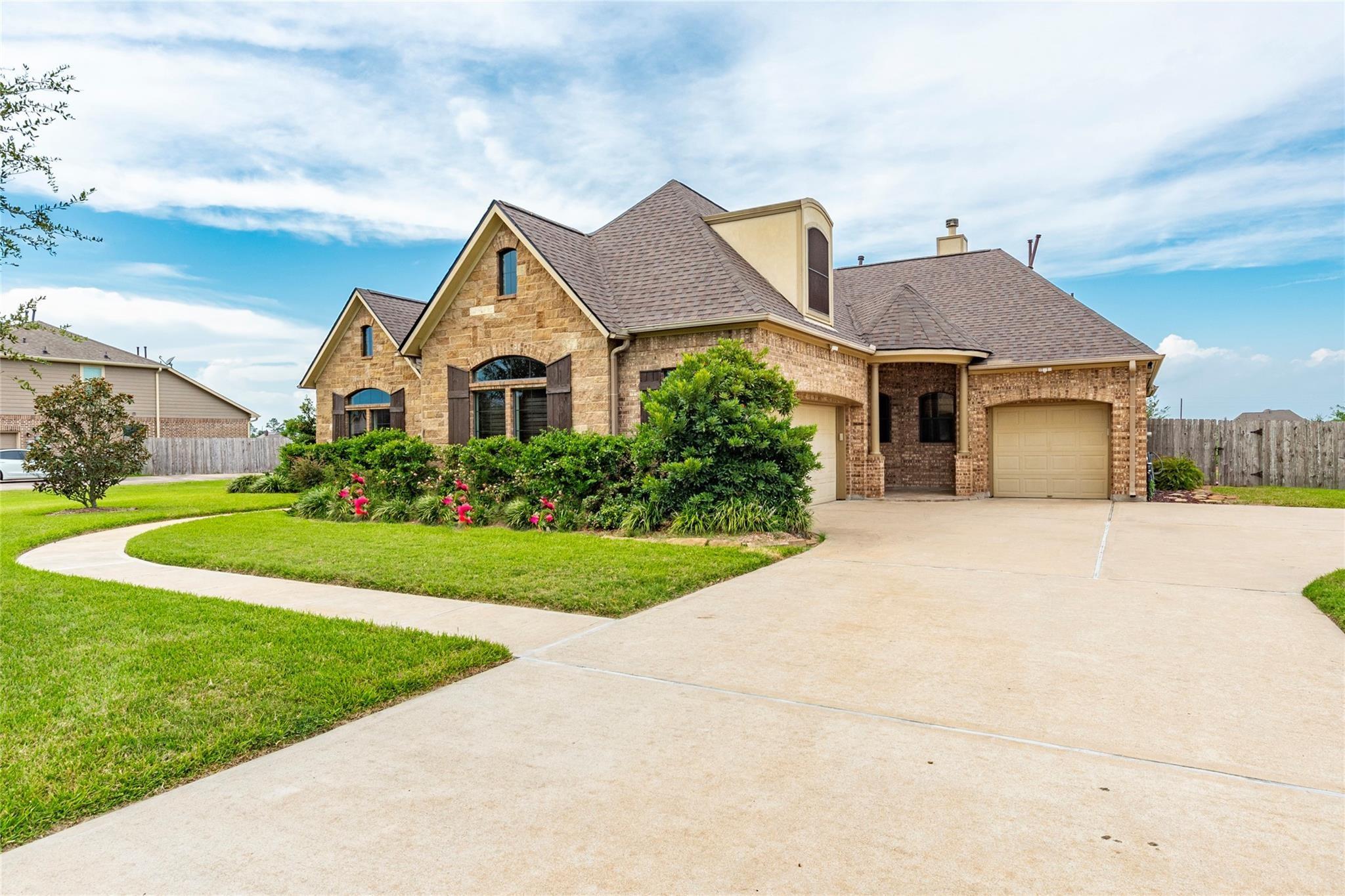 4827 Magnolia Bend Drive, Rosharon Tx 77583 Property Photo 1