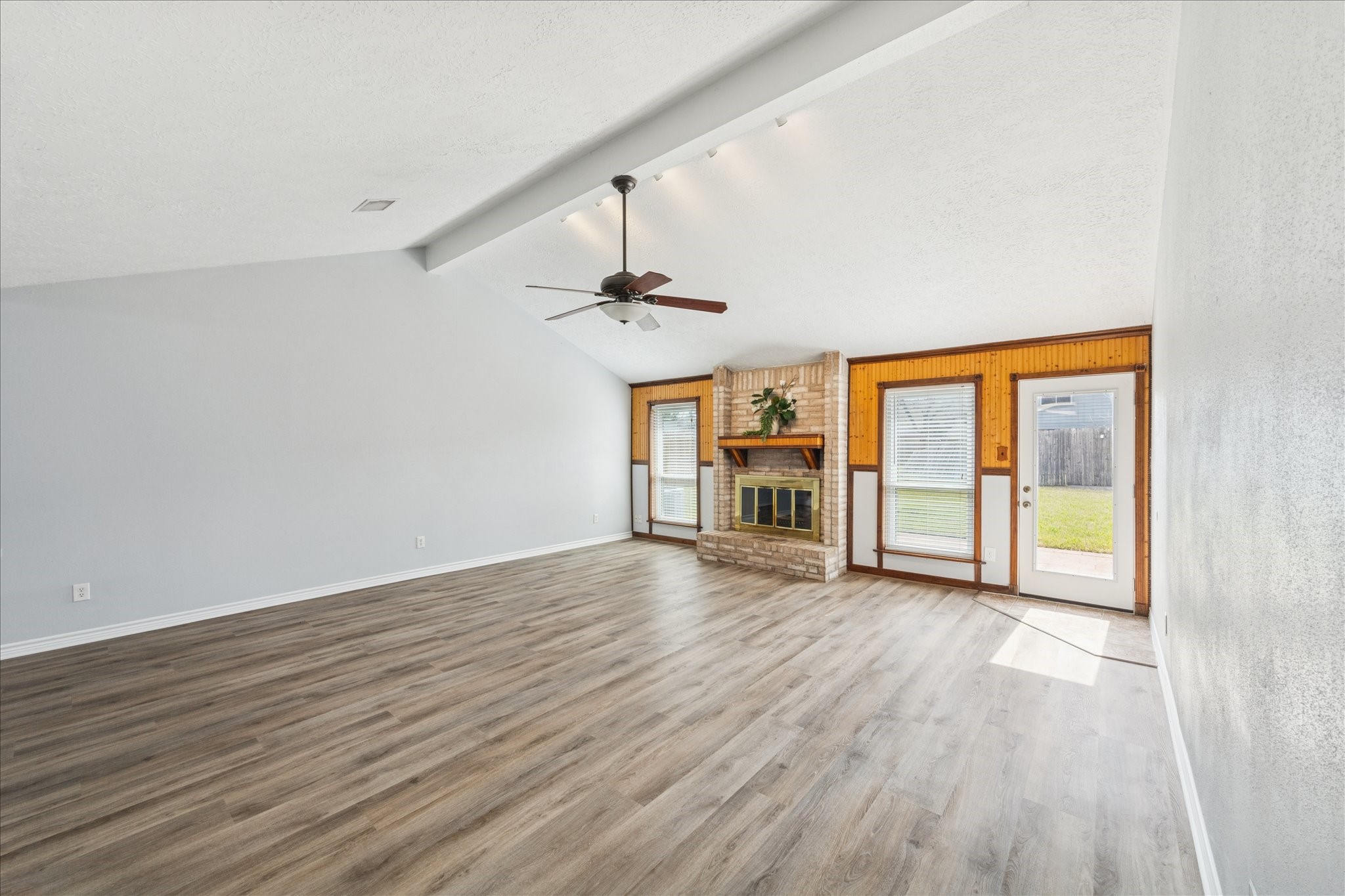 320 Creek Bend Drive Property Photo 14