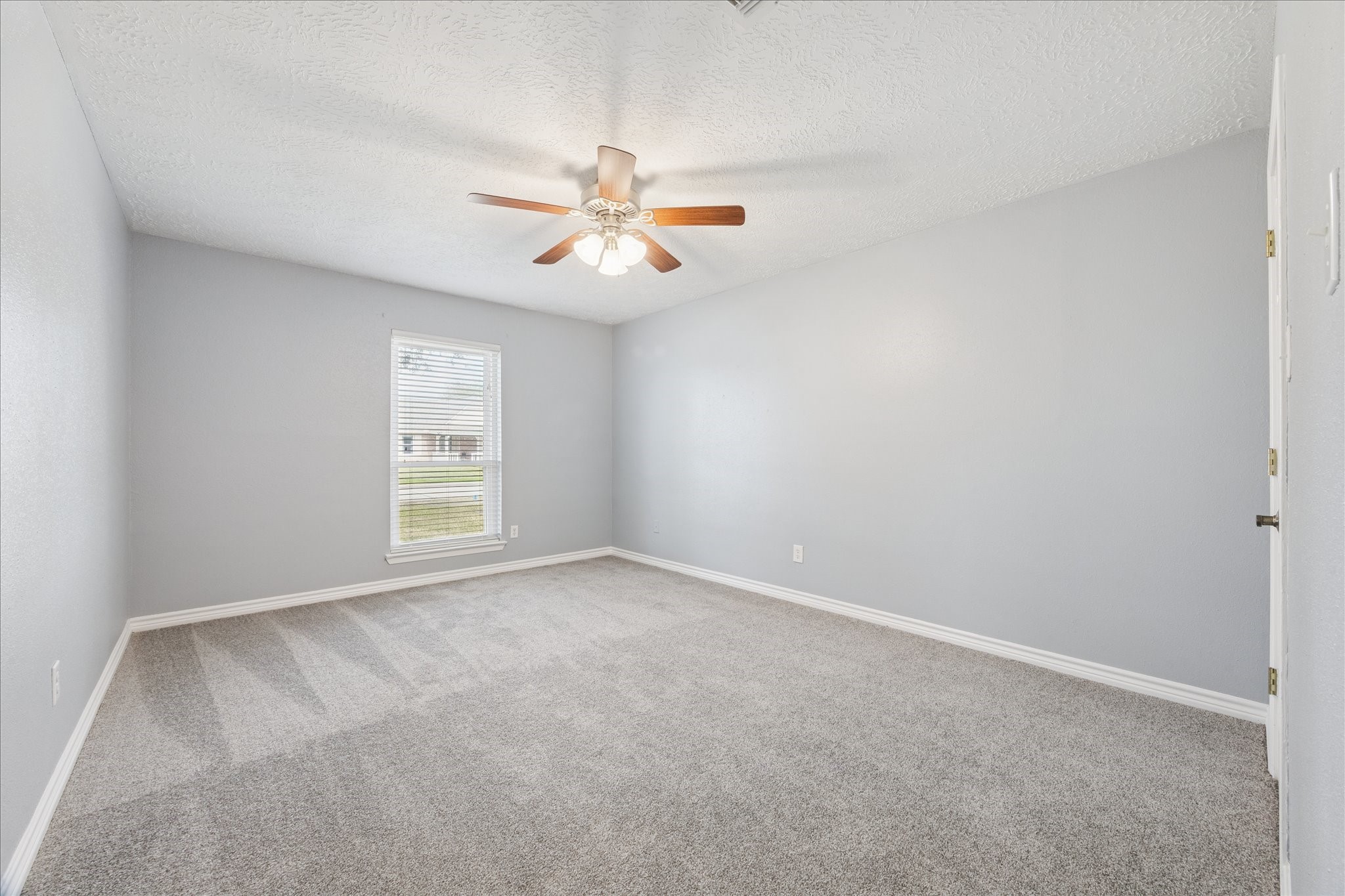 320 Creek Bend Drive Property Photo 22
