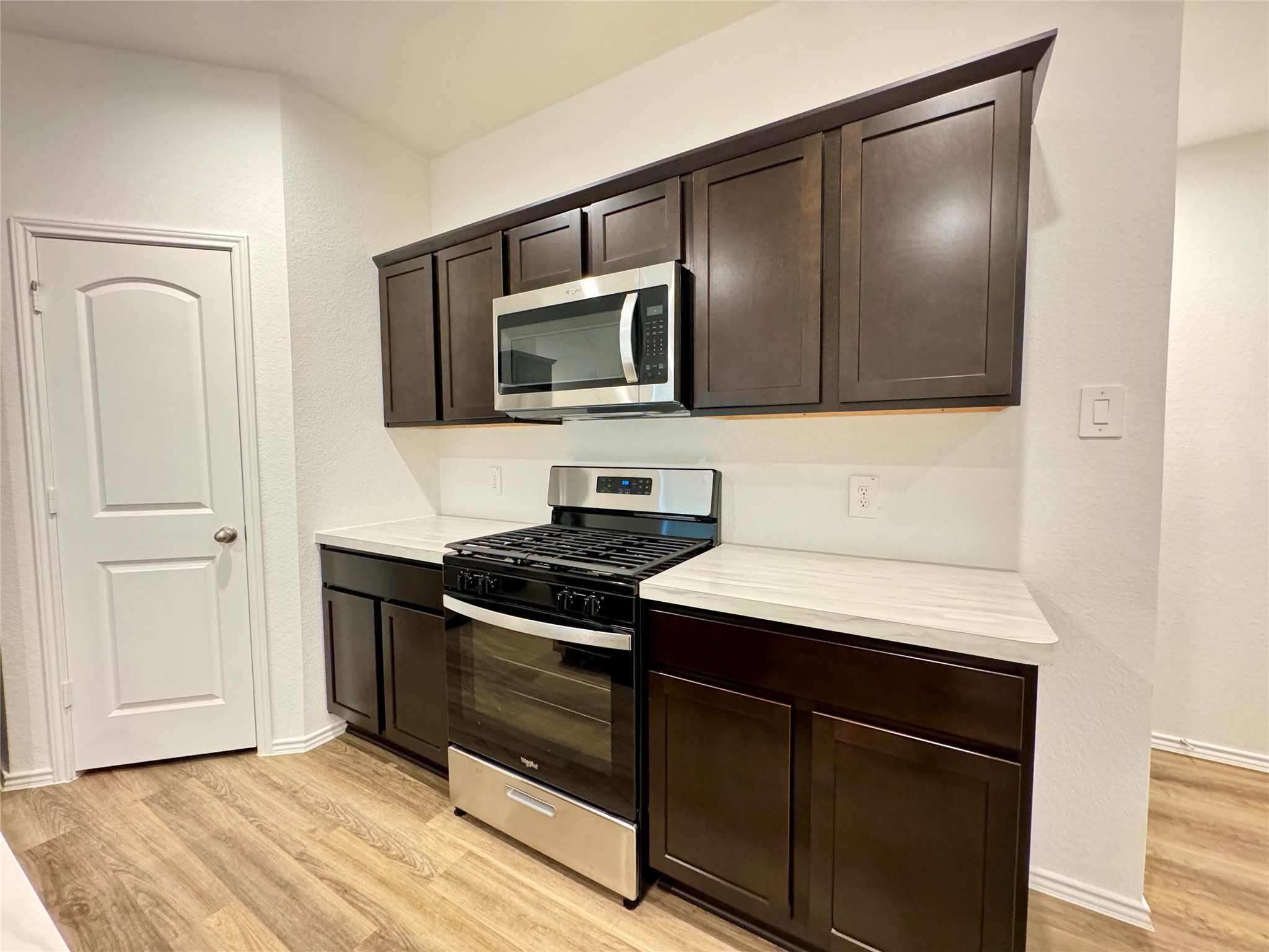 1746 Windstone Ridge Dr Property Photo 3