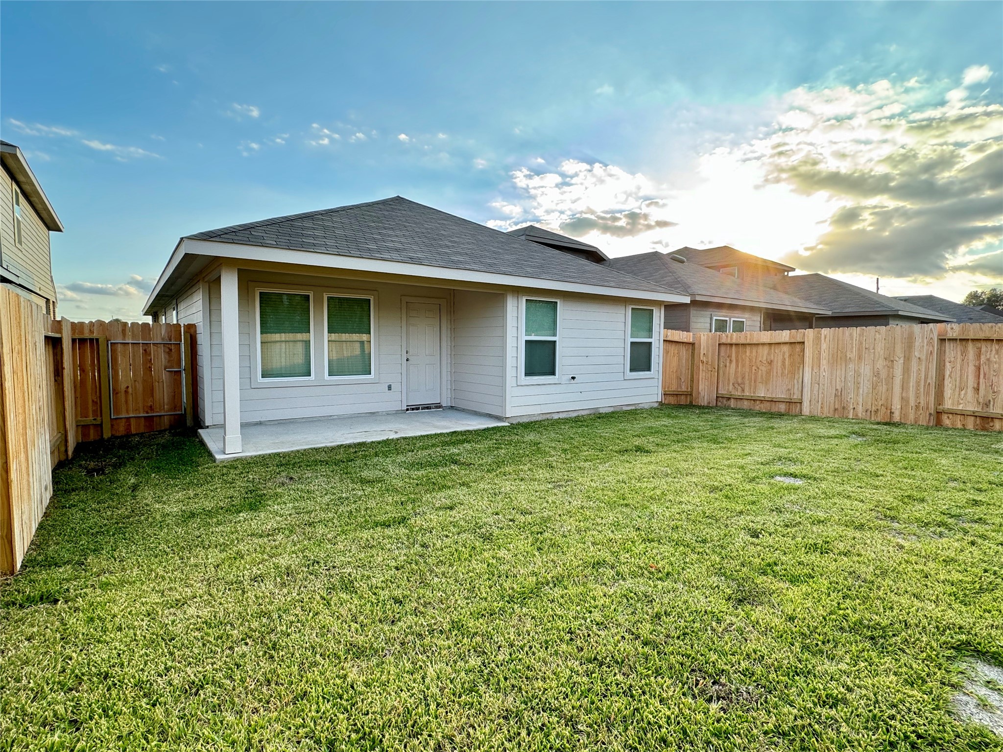 1746 Windstone Ridge Dr Property Photo 18