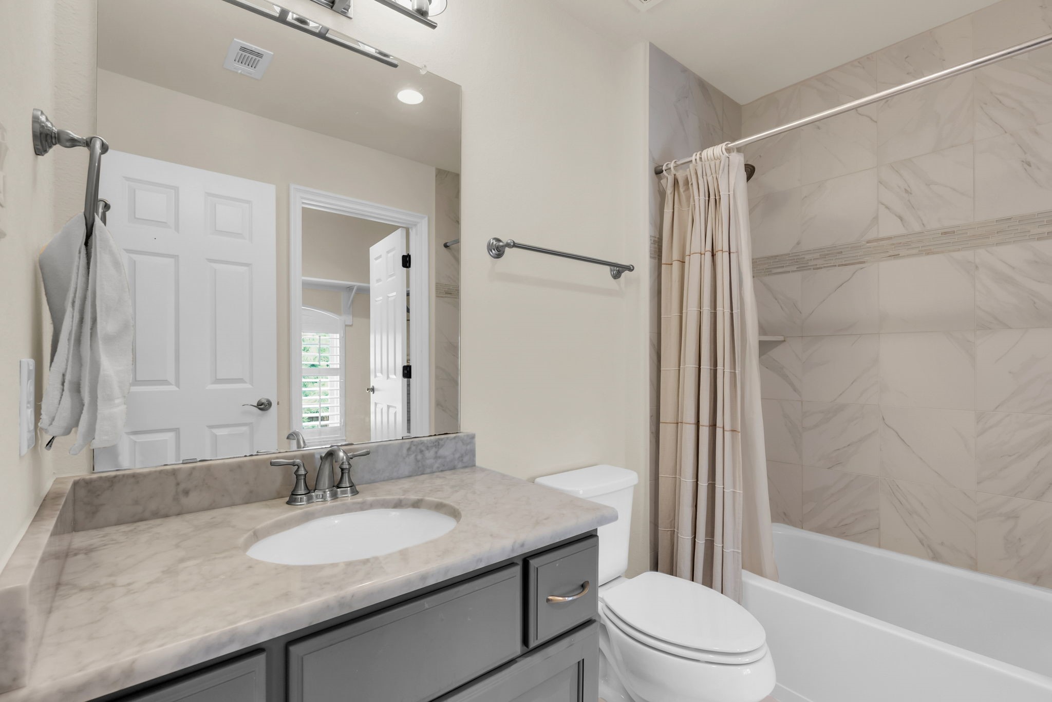 4022 Sabine Valley Trail Property Photo 32