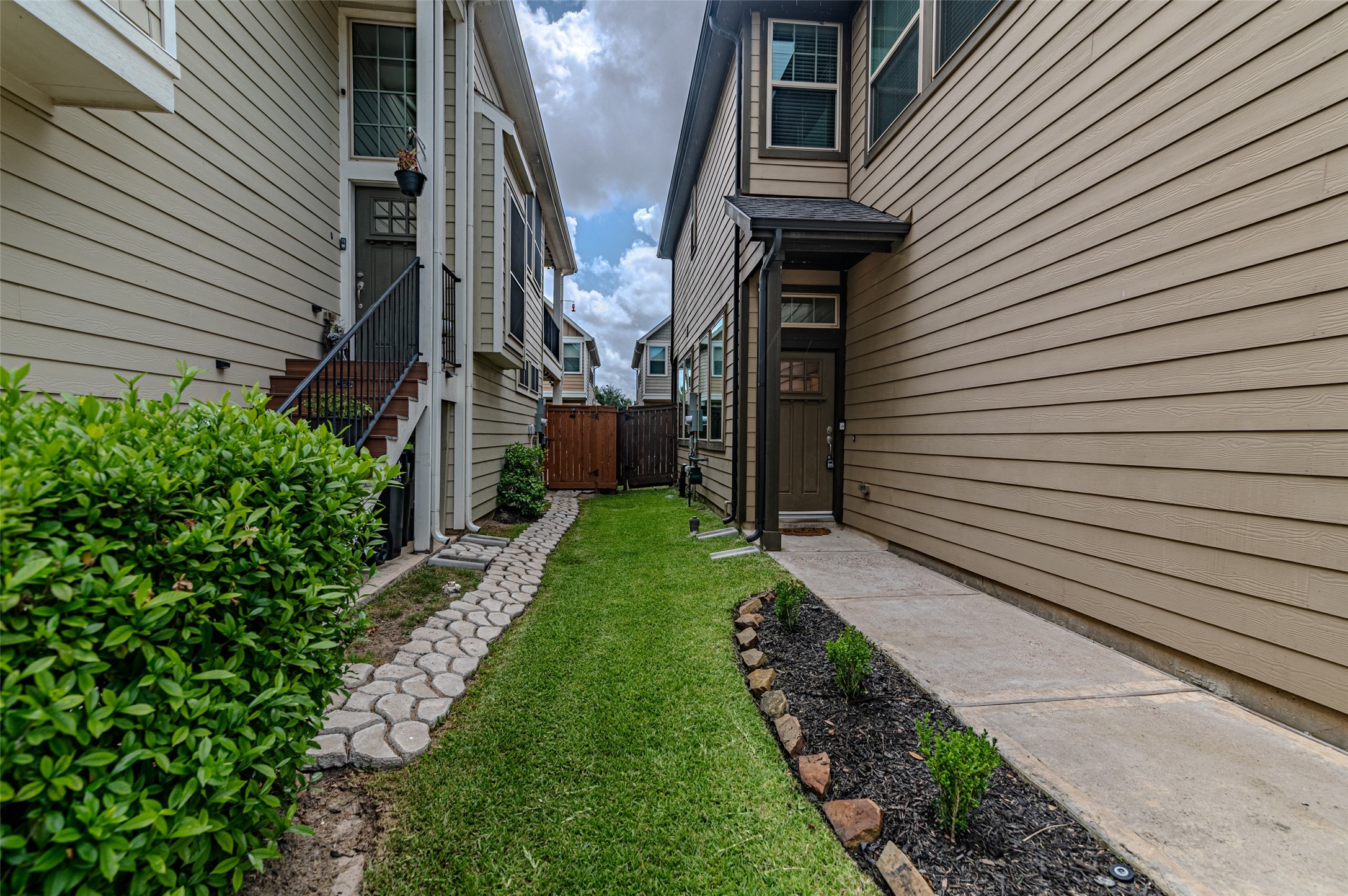 5543 Purple Meadow Lane Property Photo 4