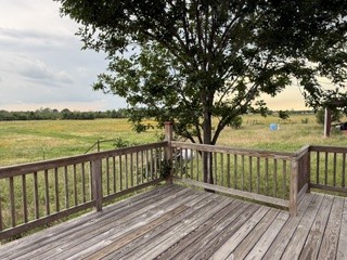 1240 Crooked Road Property Photo 7