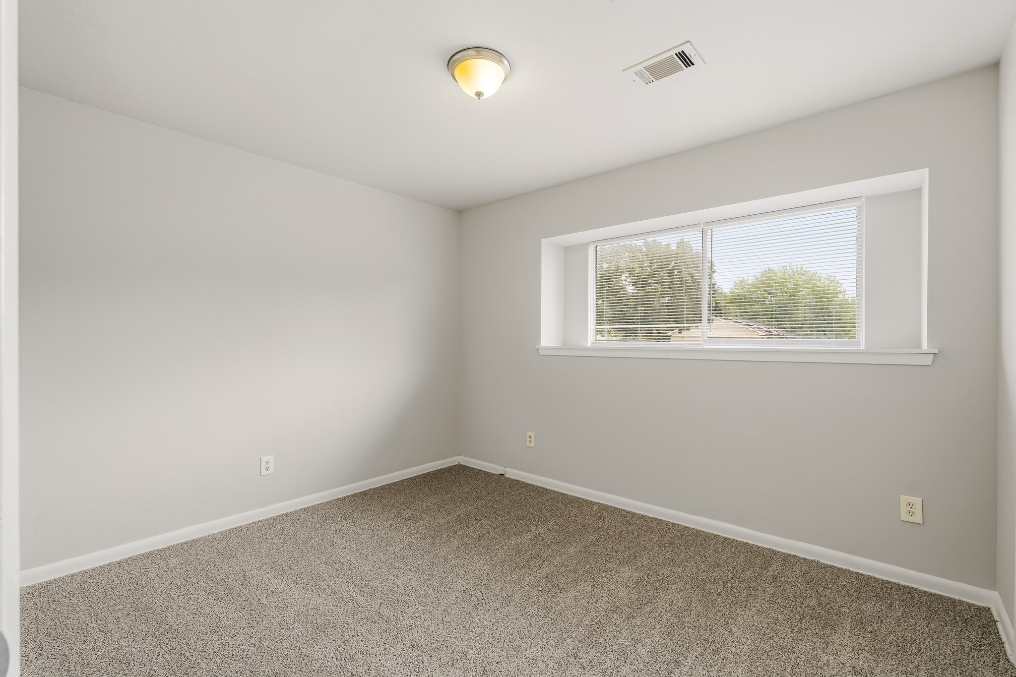 5239 Selinsky Road Property Photo 12