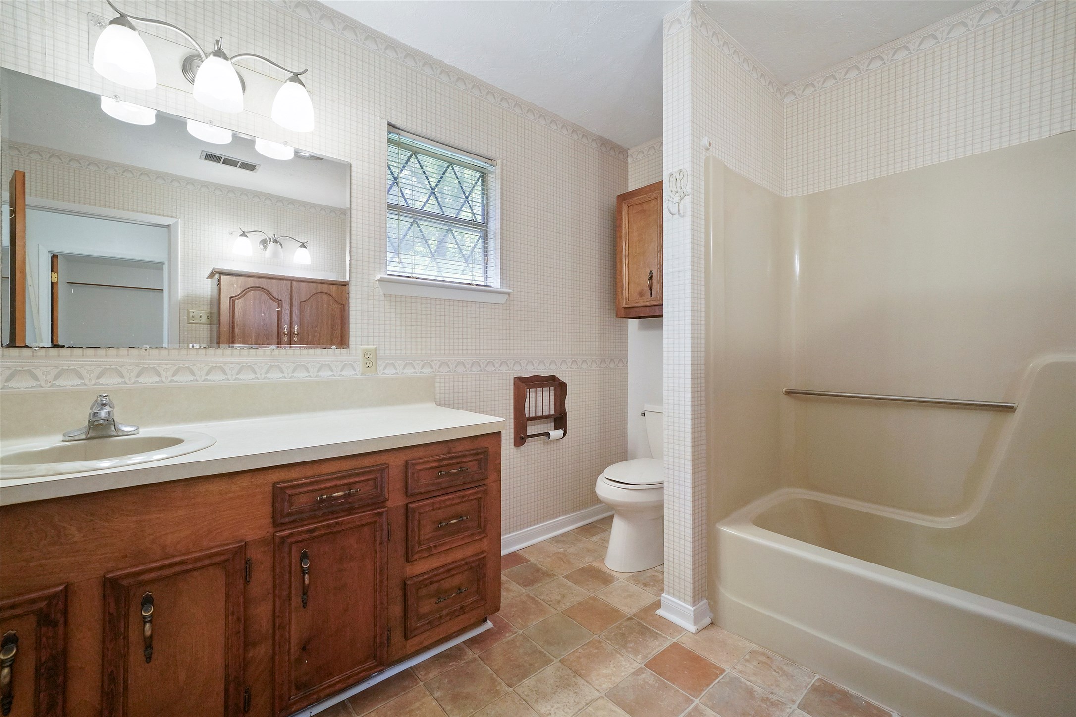 18121 Atkinson Lane Property Photo 21