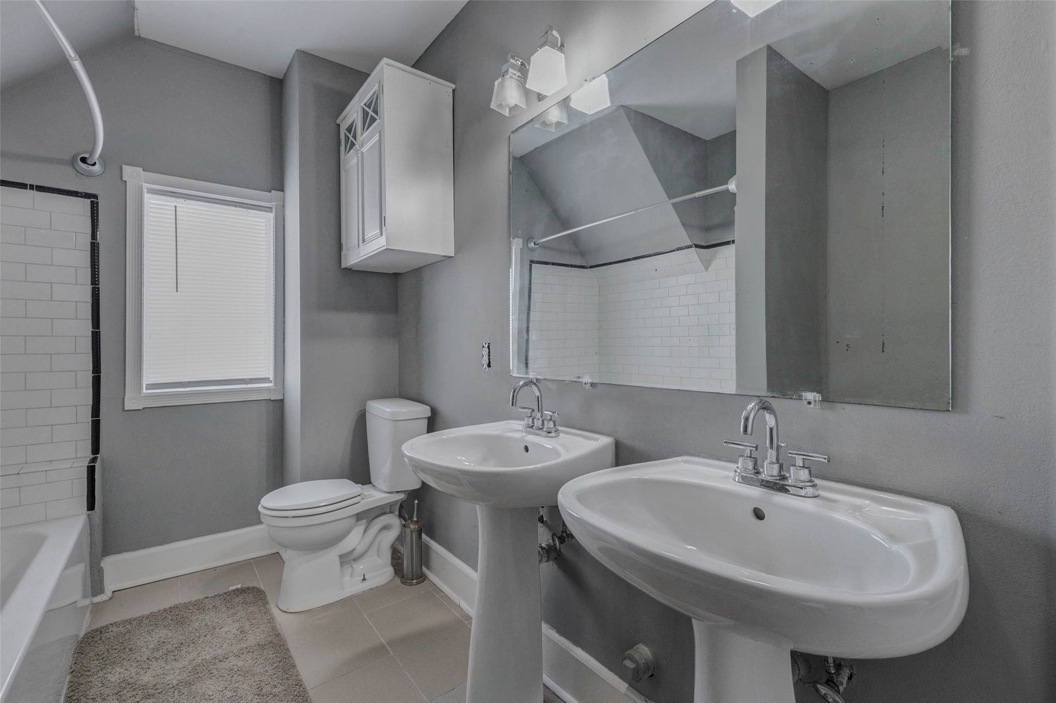 2410 Cleburne Street Property Photo 19