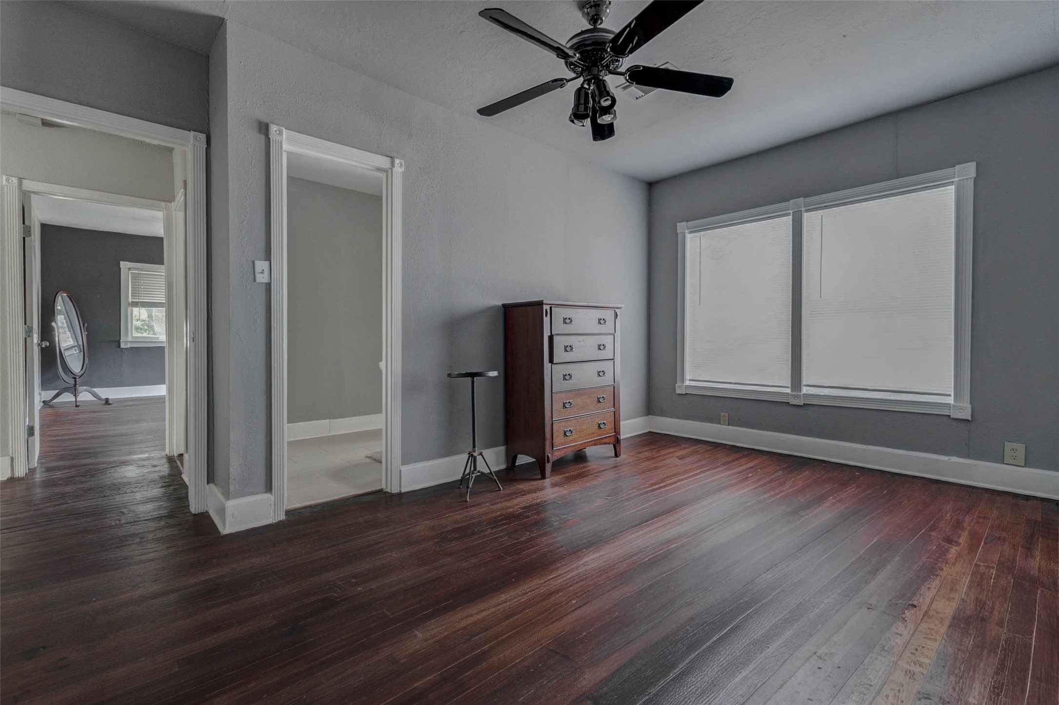 2410 Cleburne Street Property Photo 20