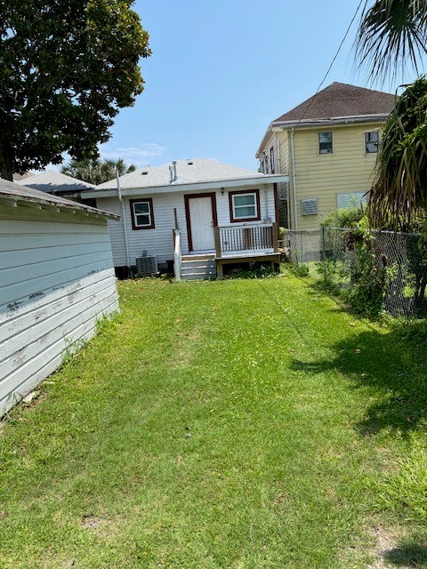3914 Bernardo De Galvez Avenue Property Photo 11