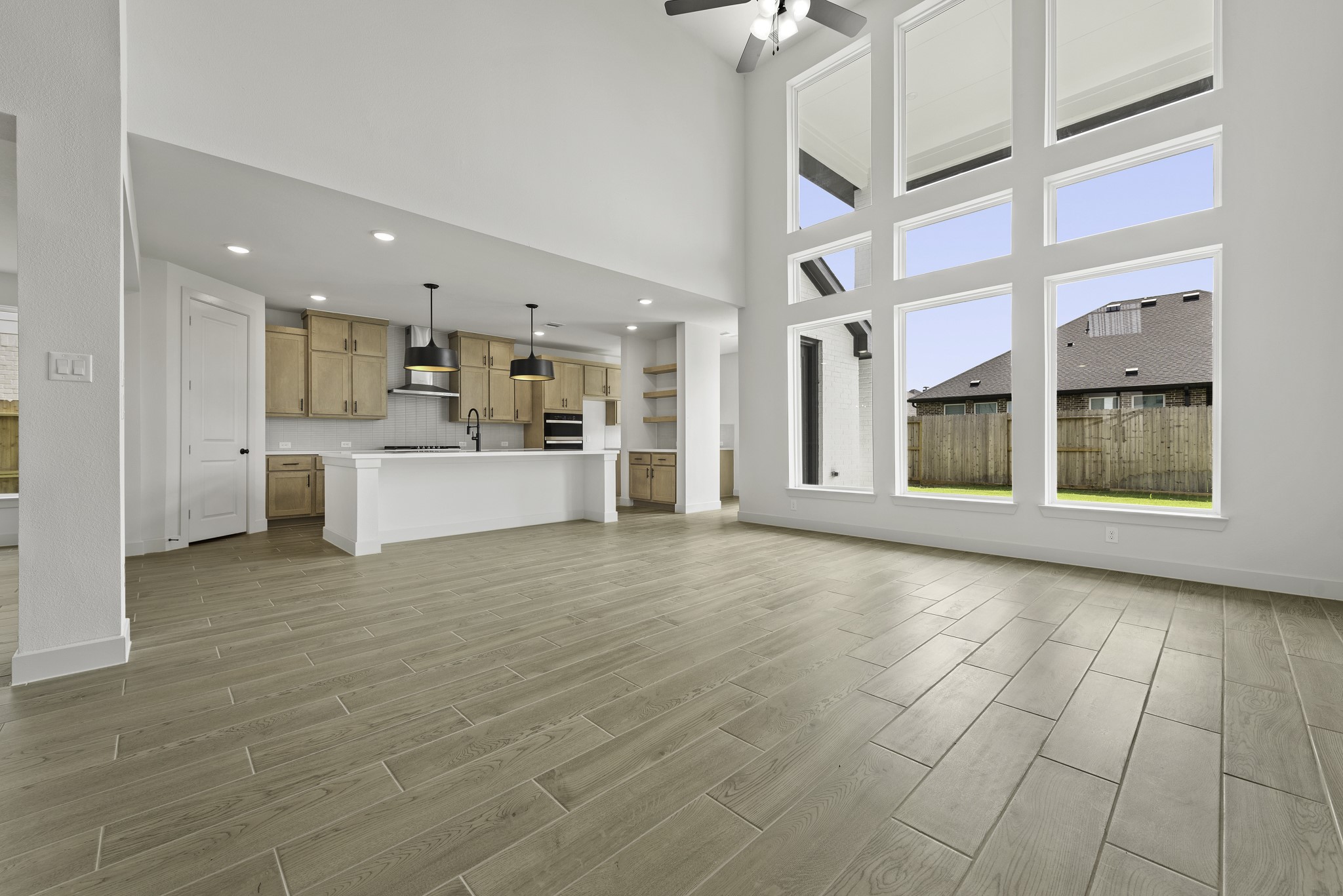 30939 Golden Felipe Street Property Photo 5