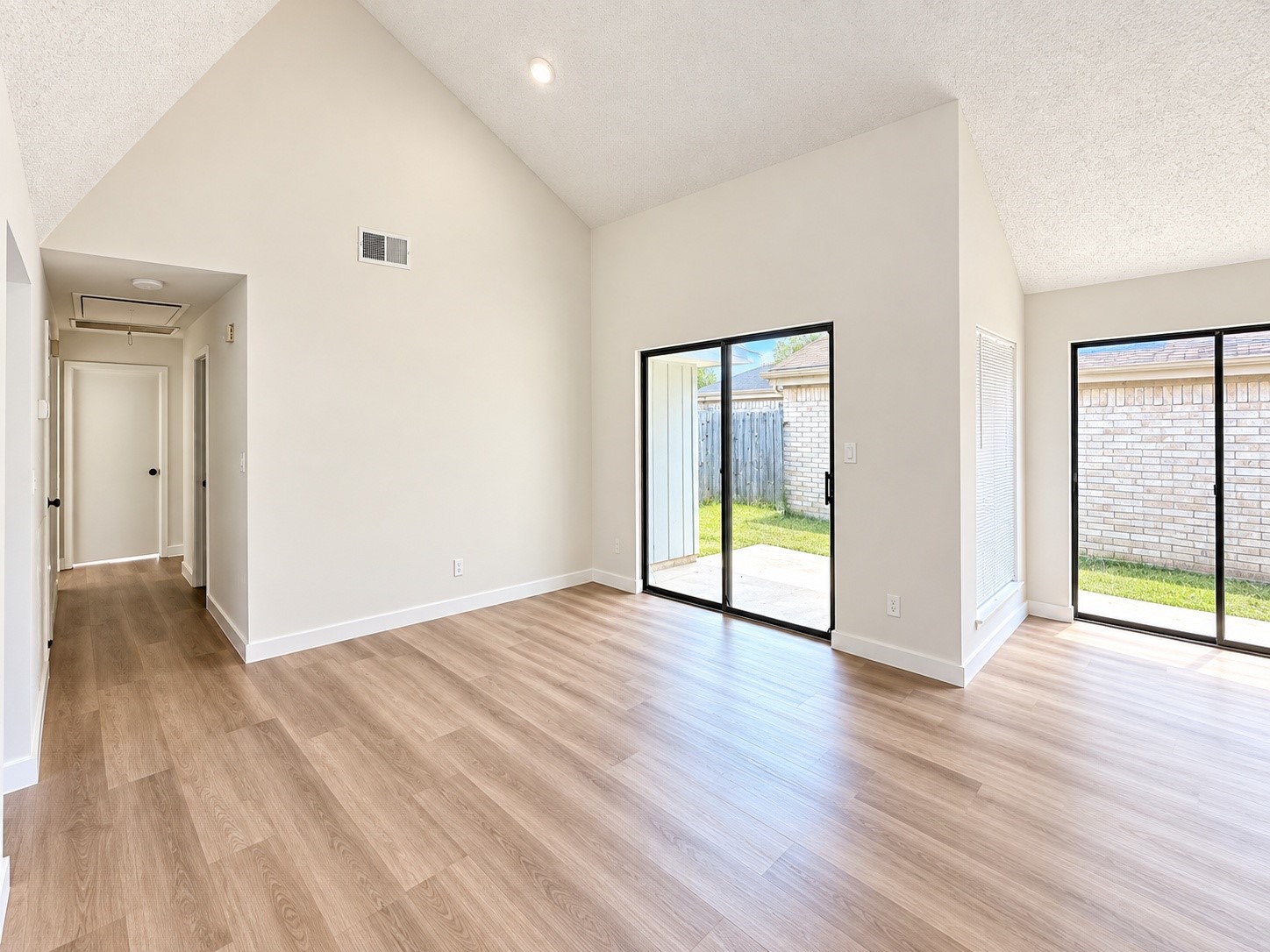 2226 Sunset Trail Property Photo 4