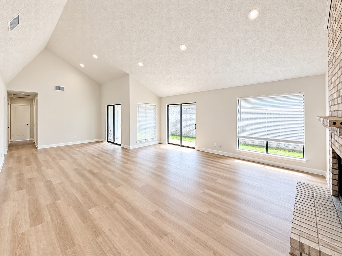 2226 Sunset Trail Property Photo 5