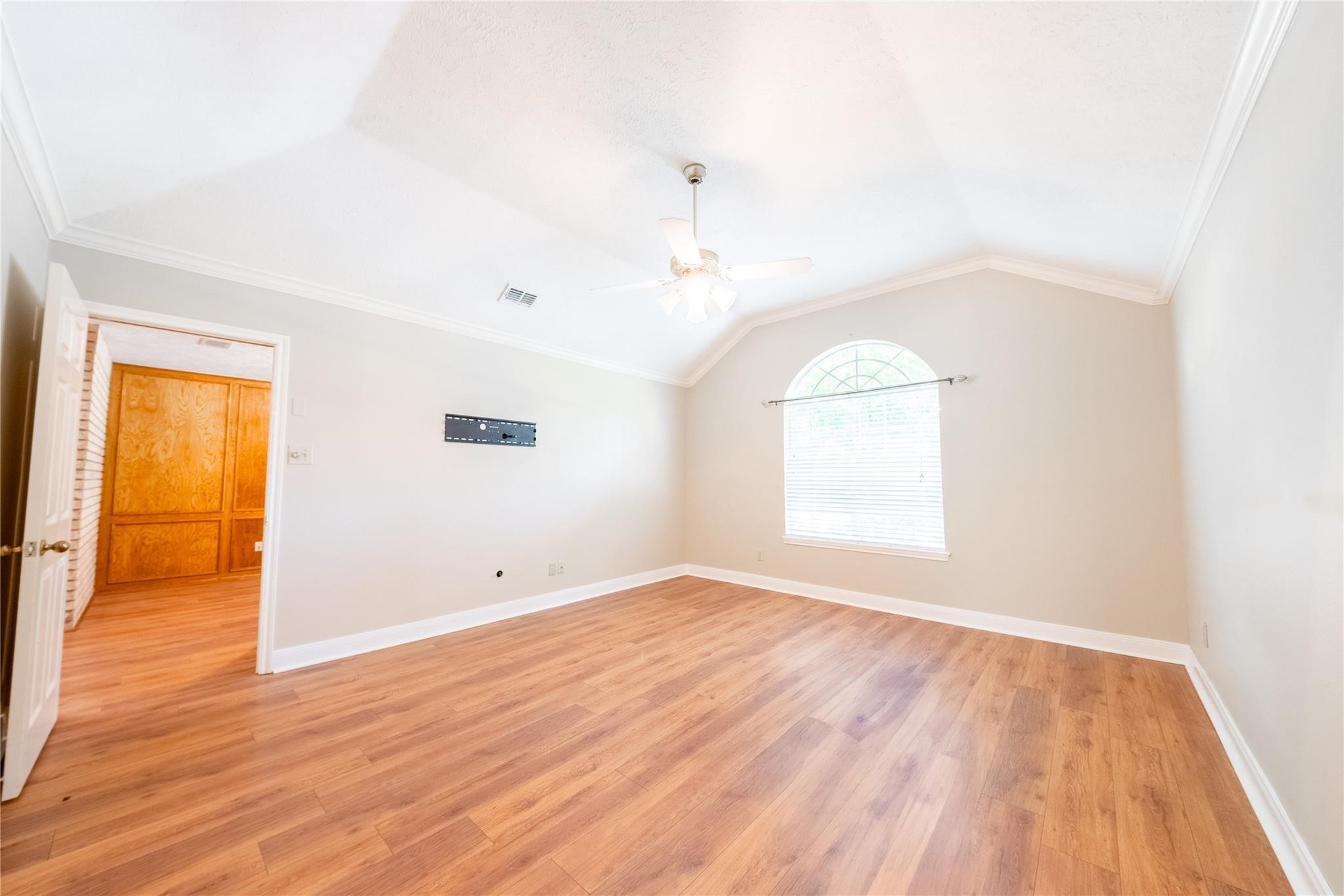 9107 Pine Stream Court Property Photo 11