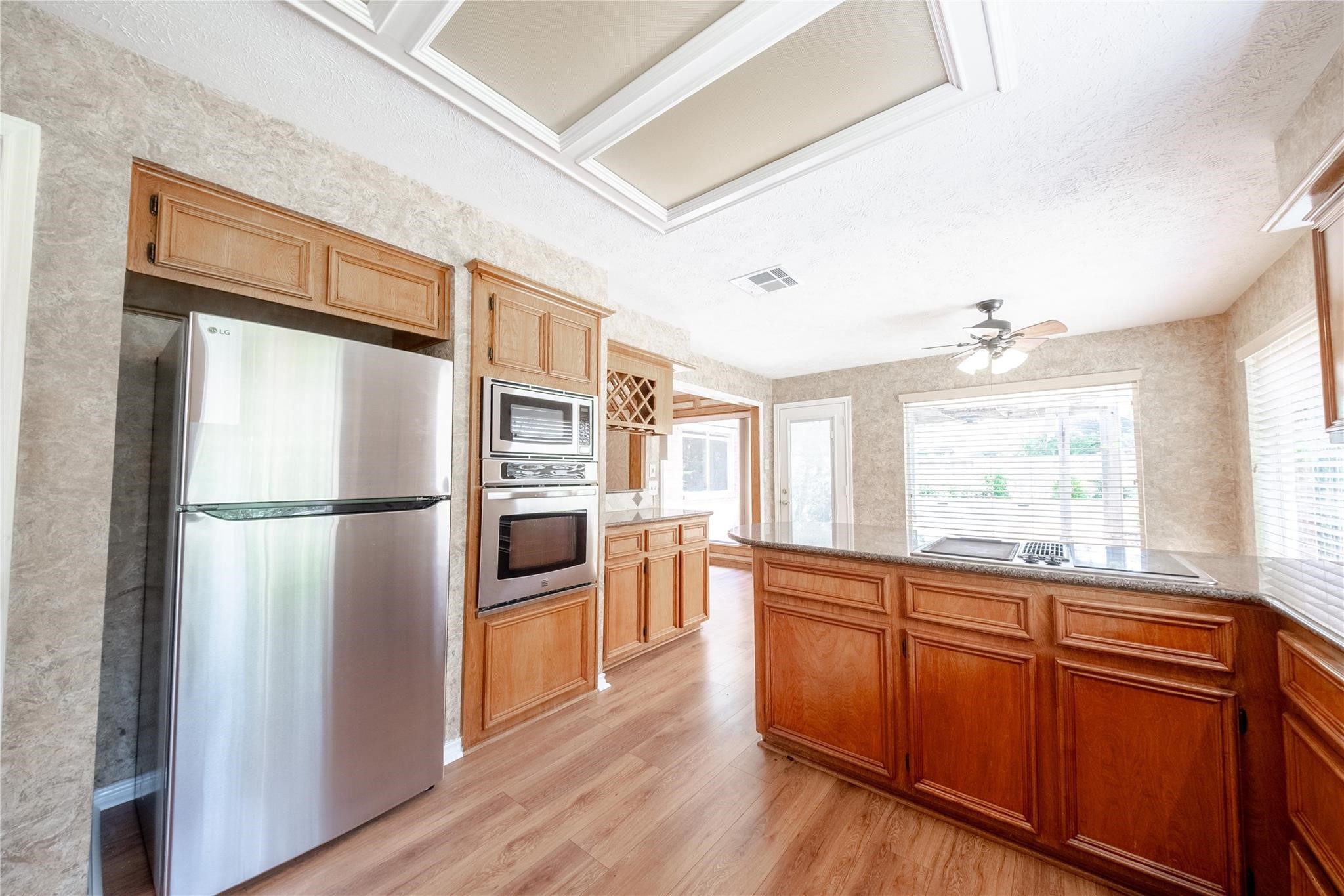 9107 Pine Stream Court Property Photo 16