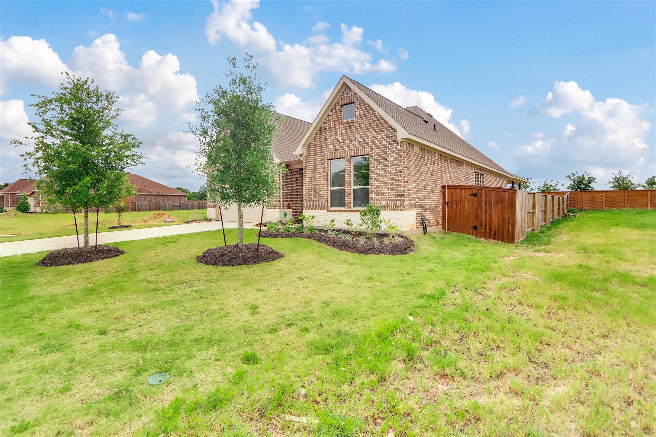 5714 Caracara Property Photo 3