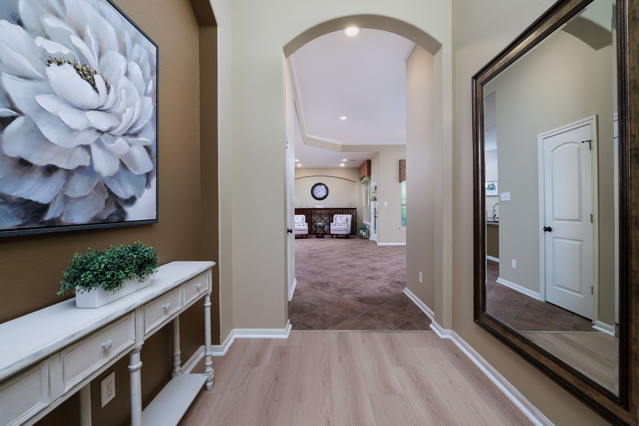 3573 Falcon Way Property Photo 5