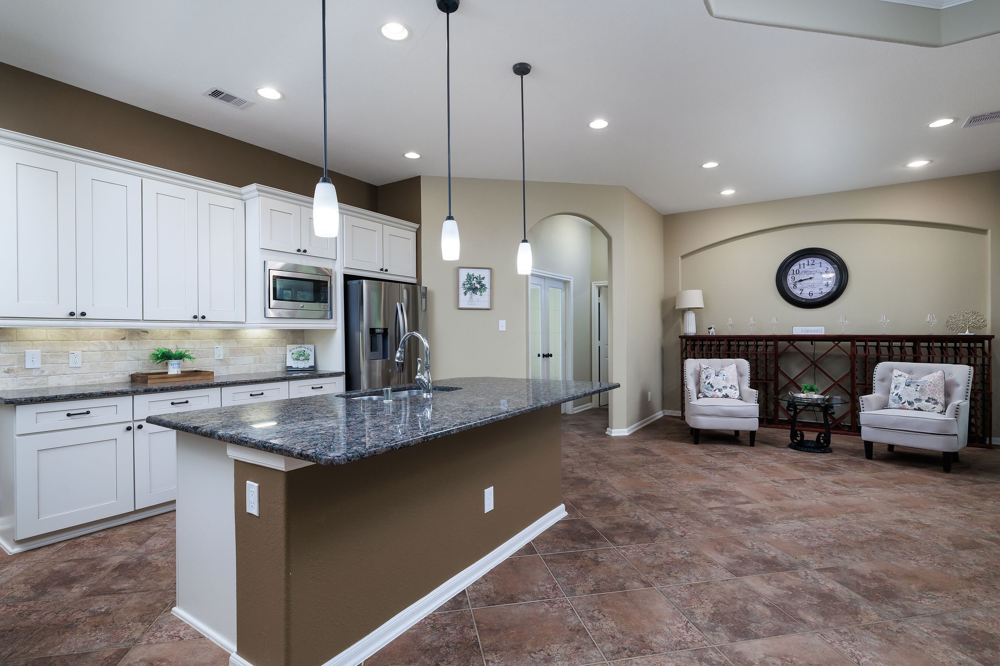3573 Falcon Way Property Photo 7