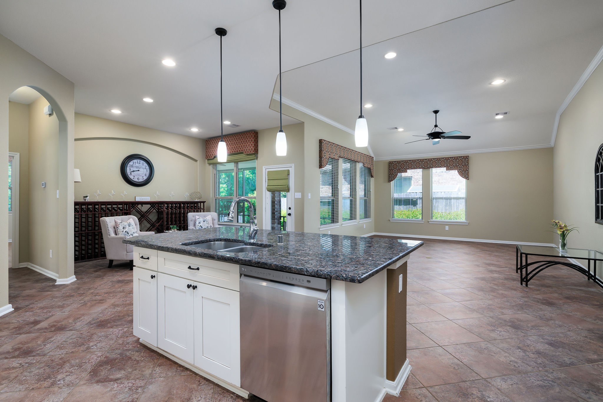 3573 Falcon Way Property Photo 10