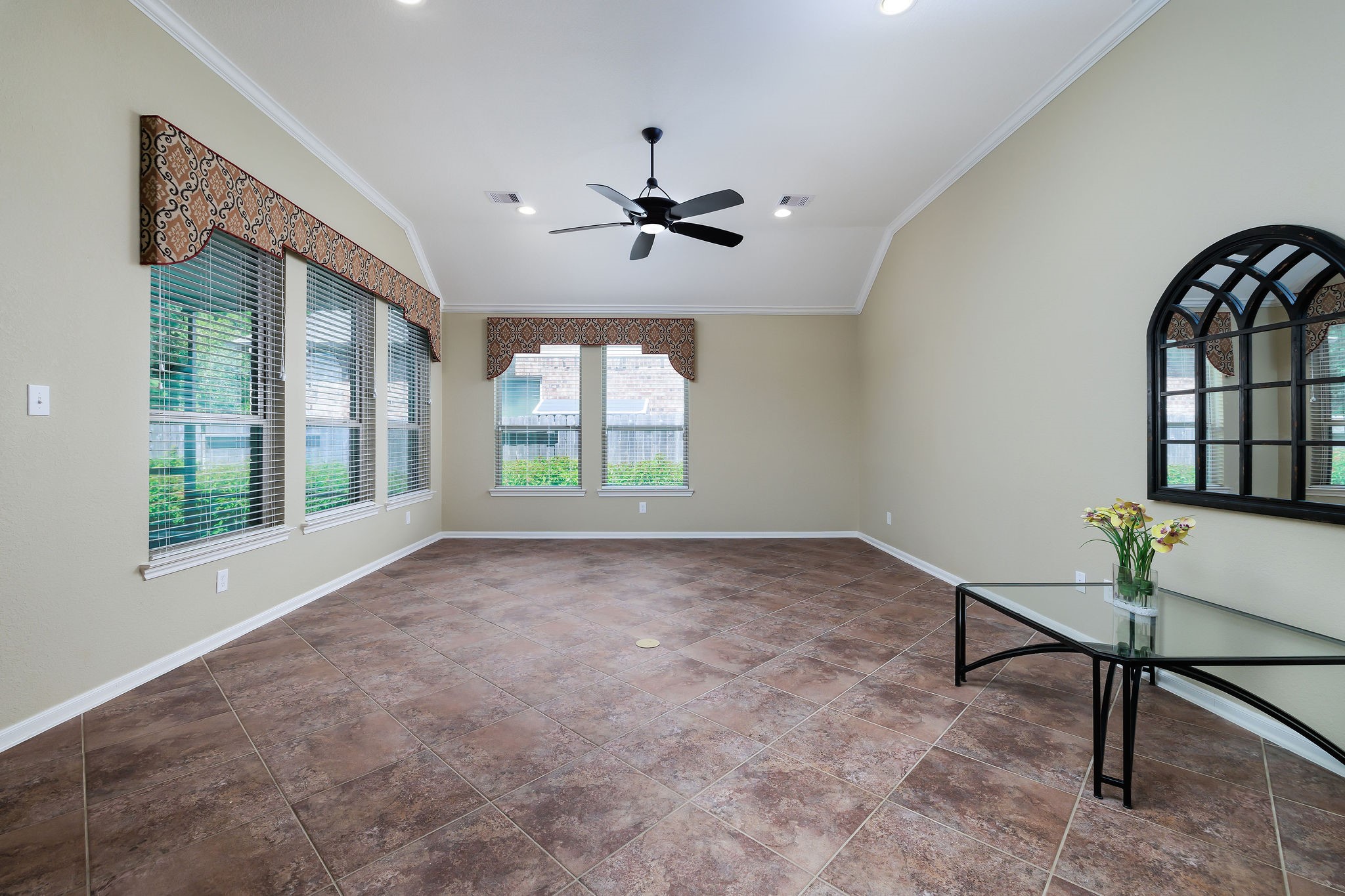 3573 Falcon Way Property Photo 14