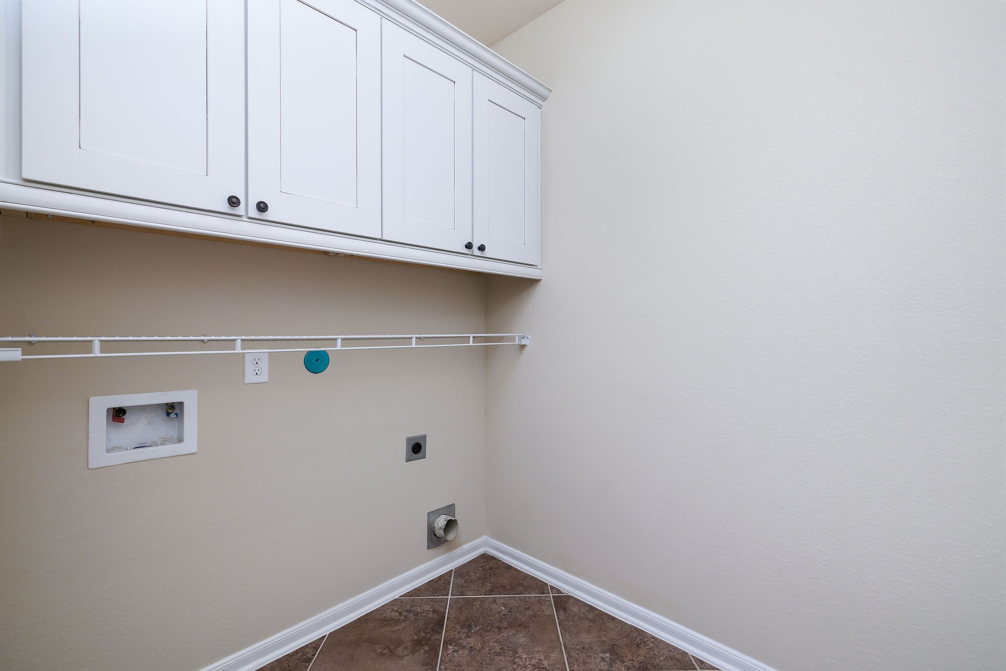 3573 Falcon Way Property Photo 26