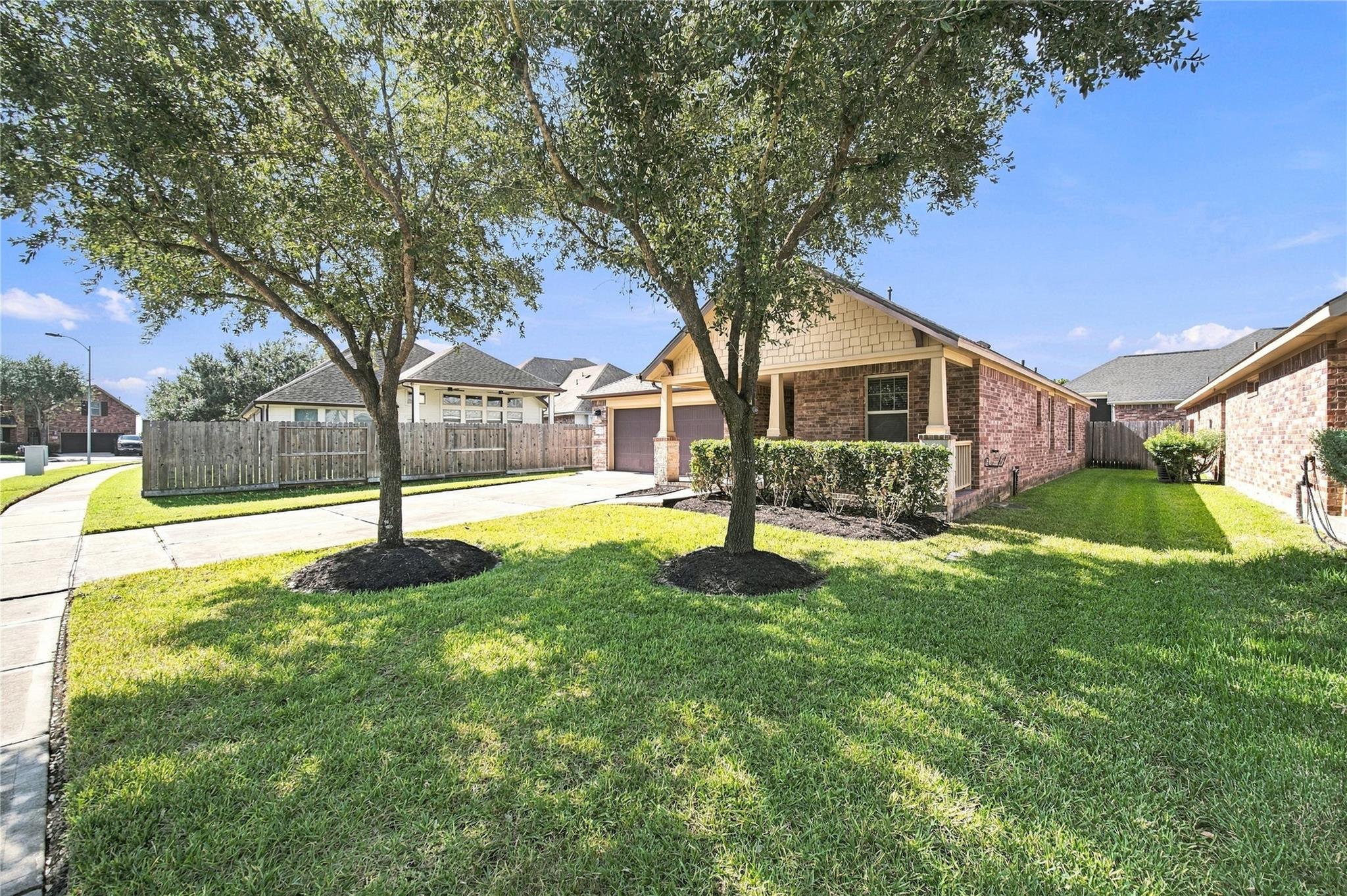 8119 W Pine Creek Bend, Cypress Tx 77433 Property Photo 34
