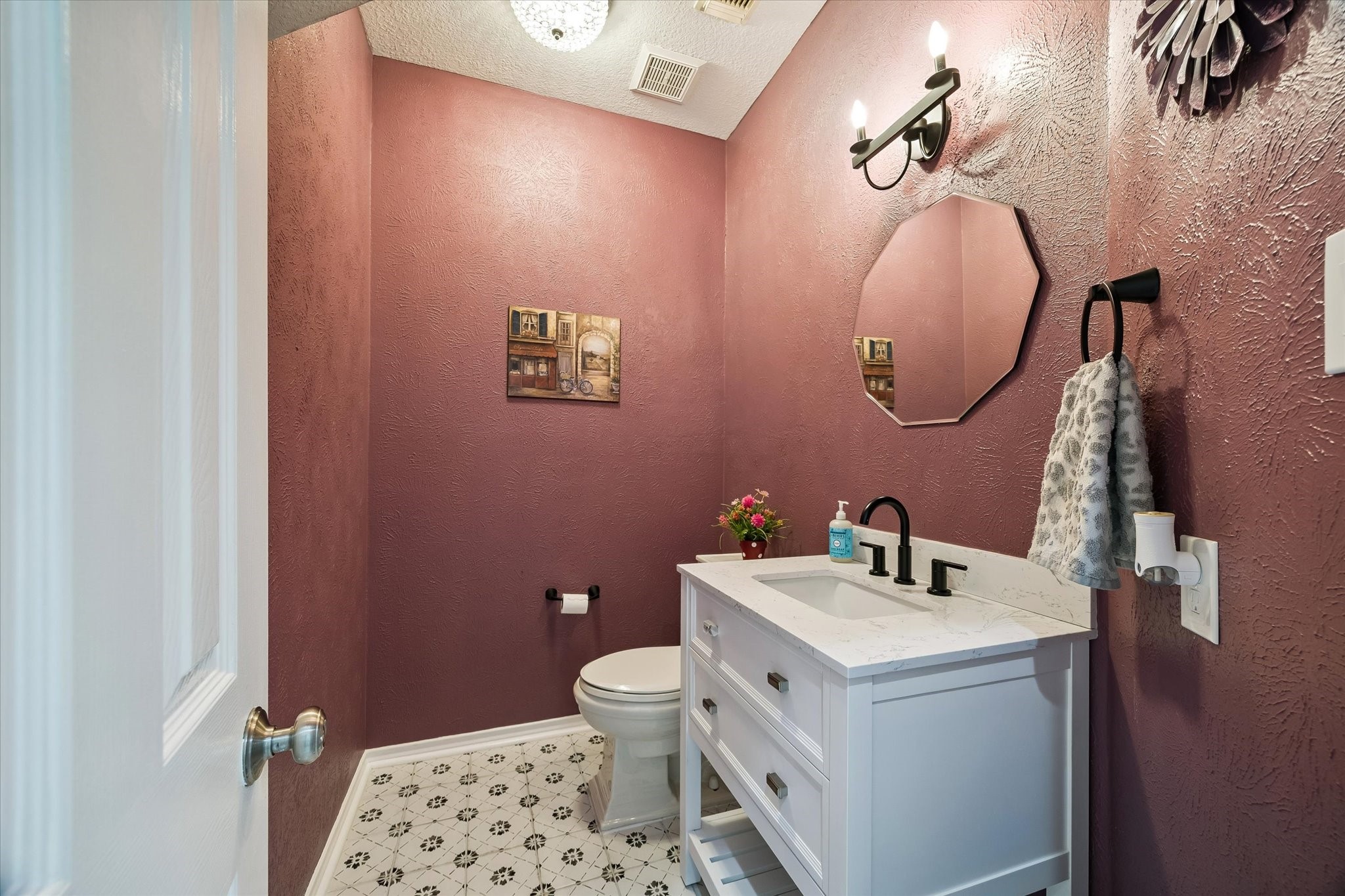 26 Epping Forest Way Property Photo 12