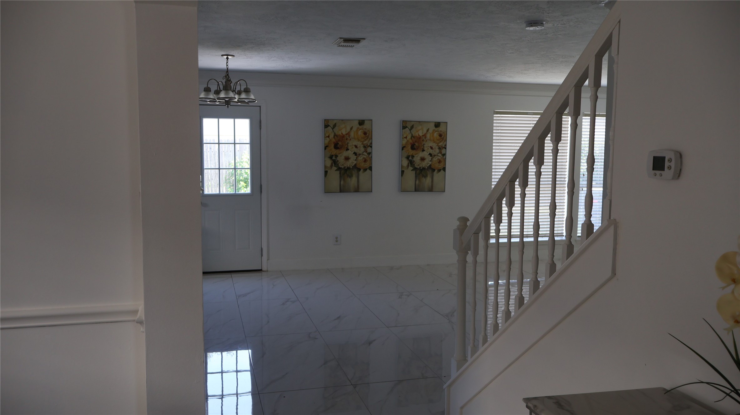 710 Hidden Ridge W Property Photo 18