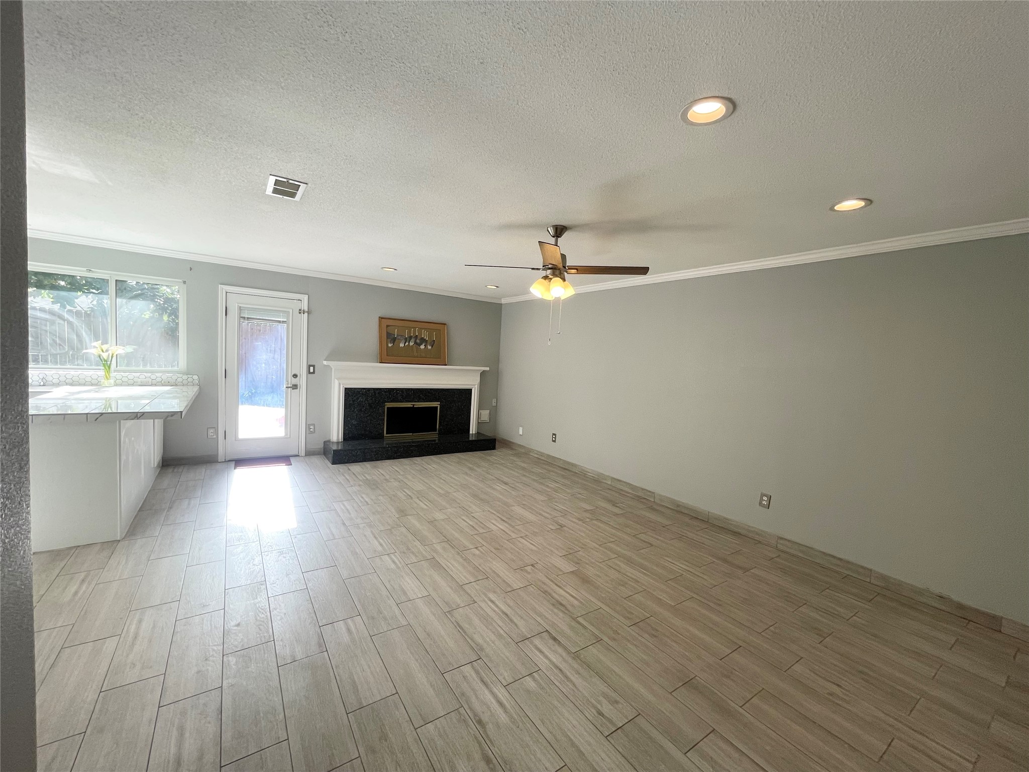 8318 Hot Springs Drive Property Photo 4