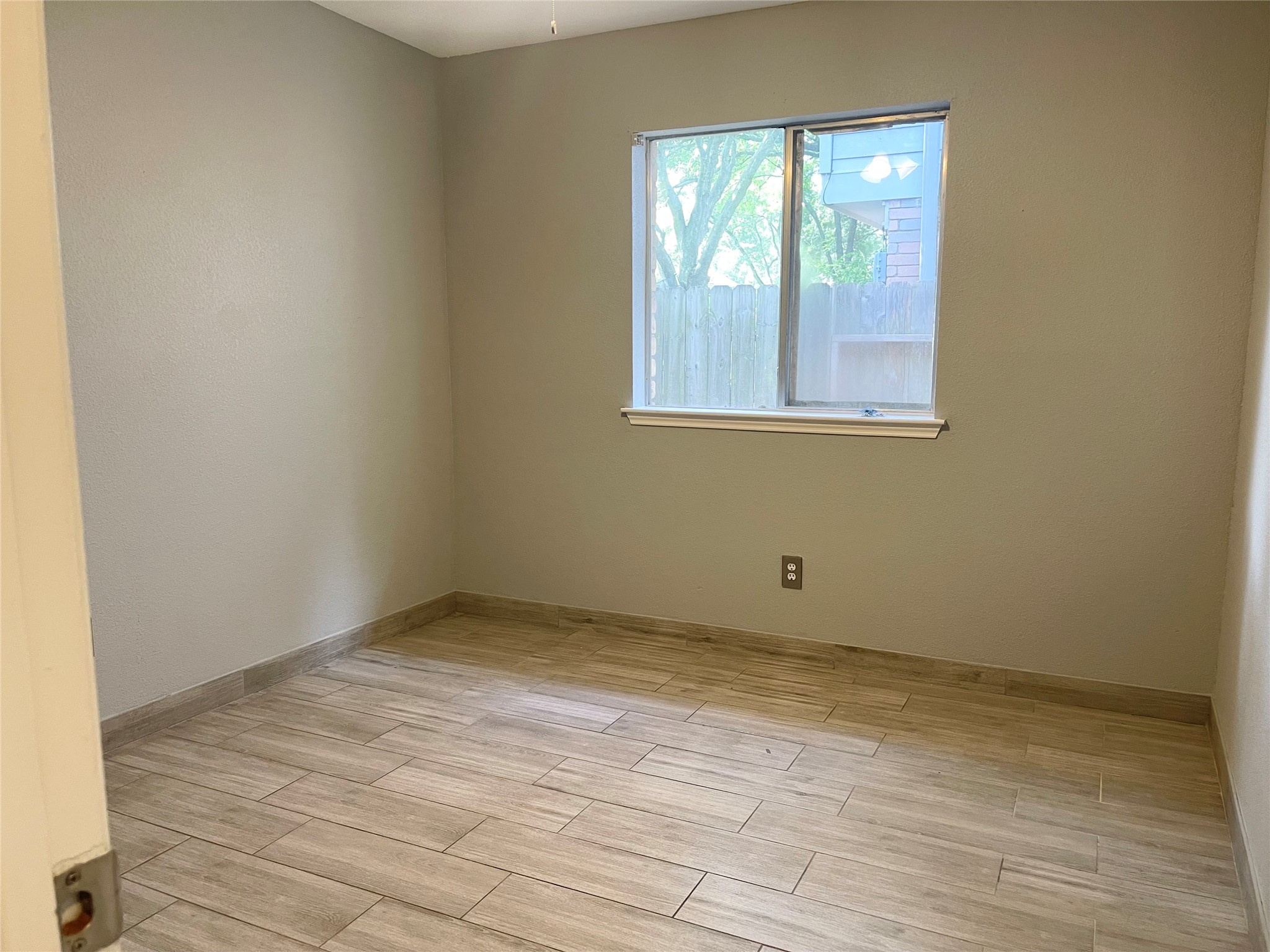 8318 Hot Springs Drive Property Photo 5