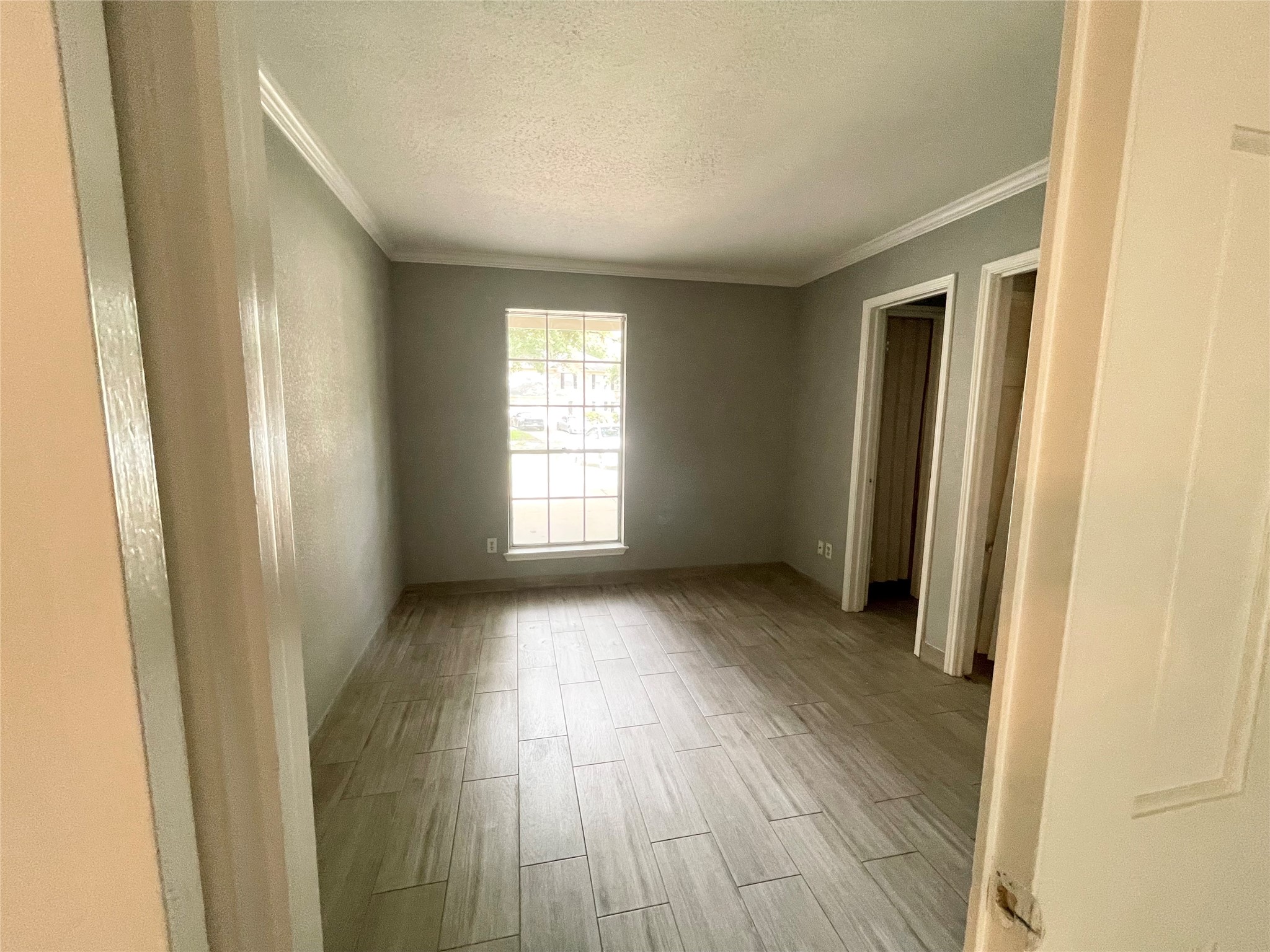 8318 Hot Springs Drive Property Photo 14