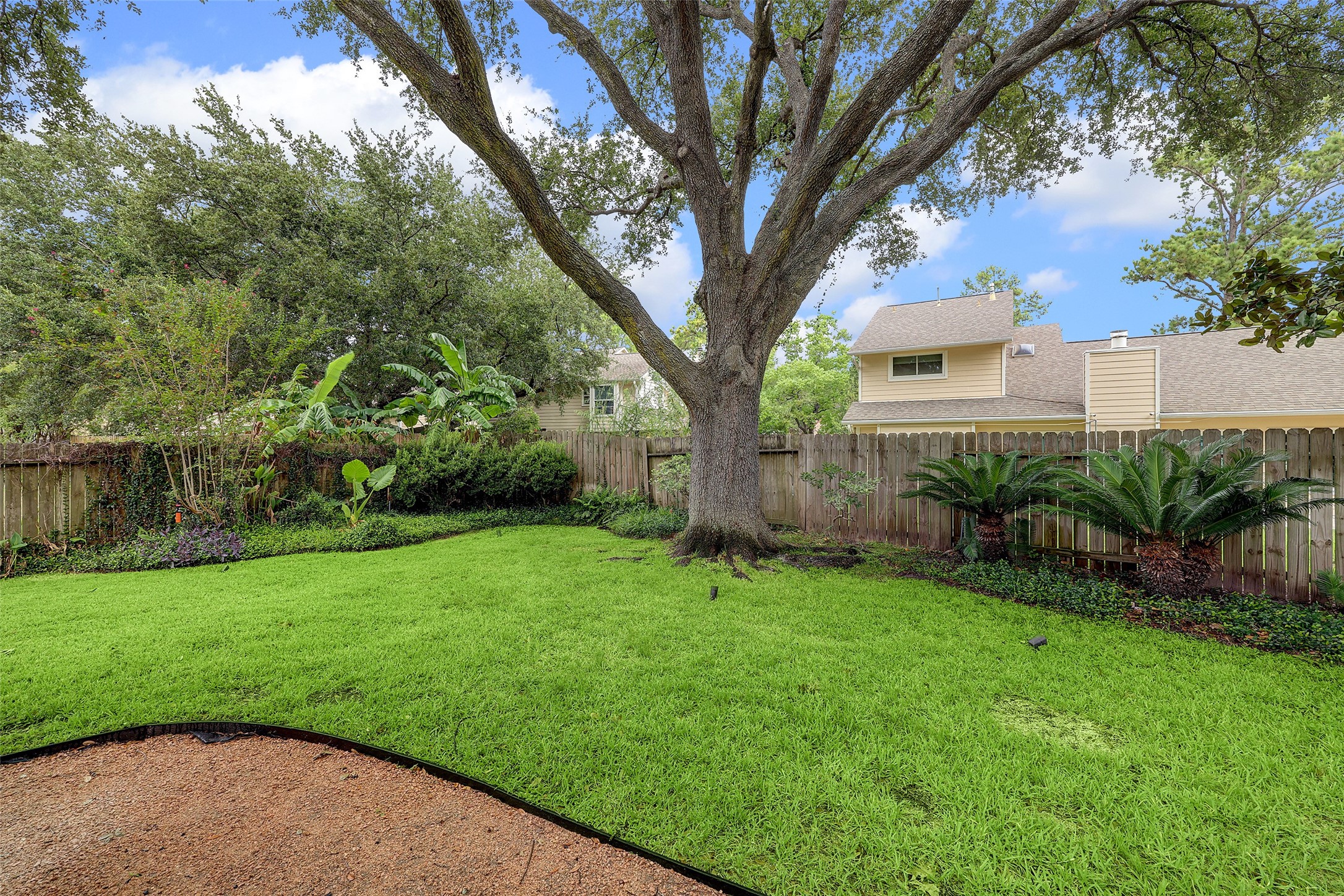 8318 Hot Springs Drive Property Photo 23
