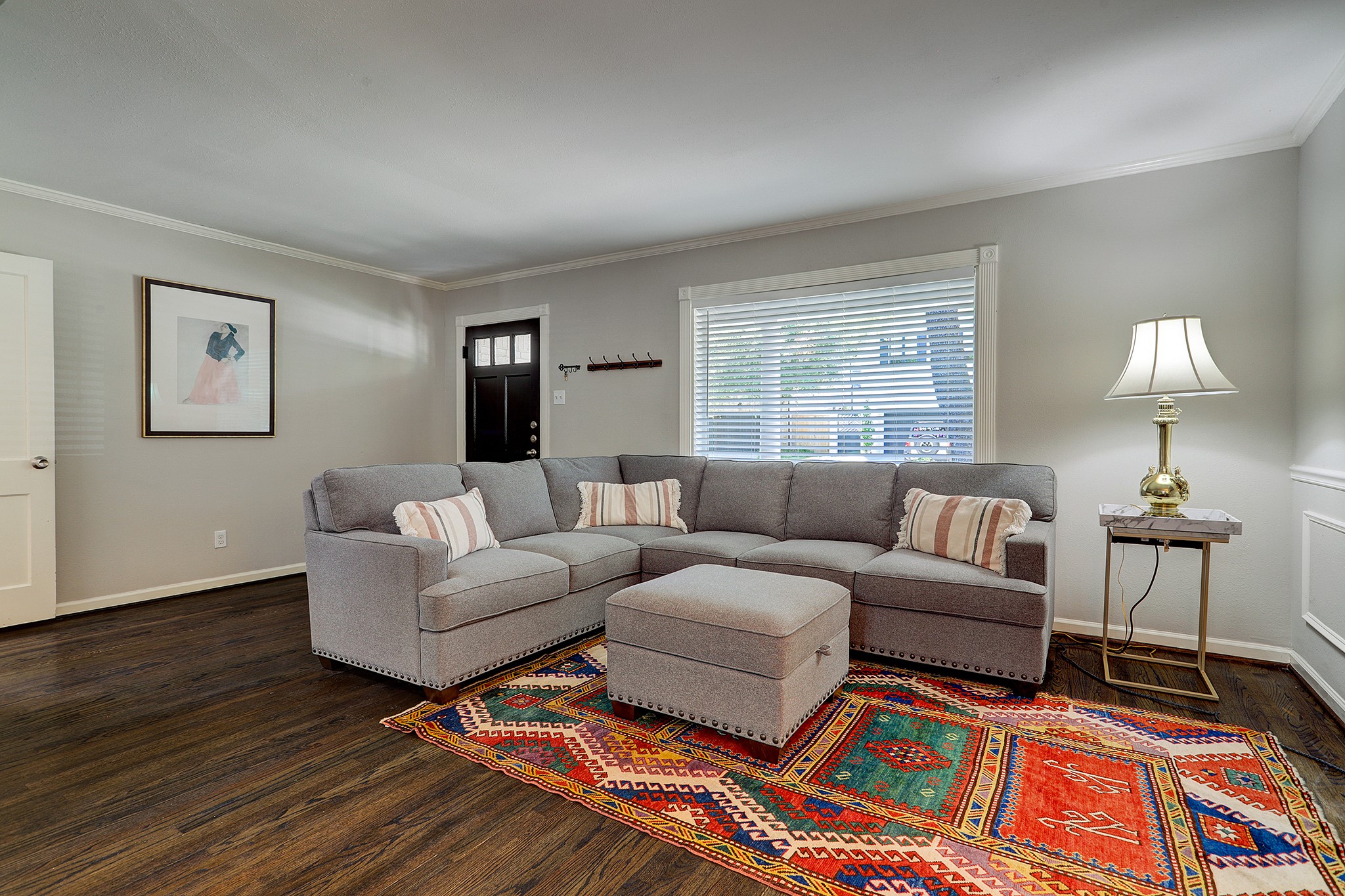 2619 Eastgrove Lane Property Photo 3