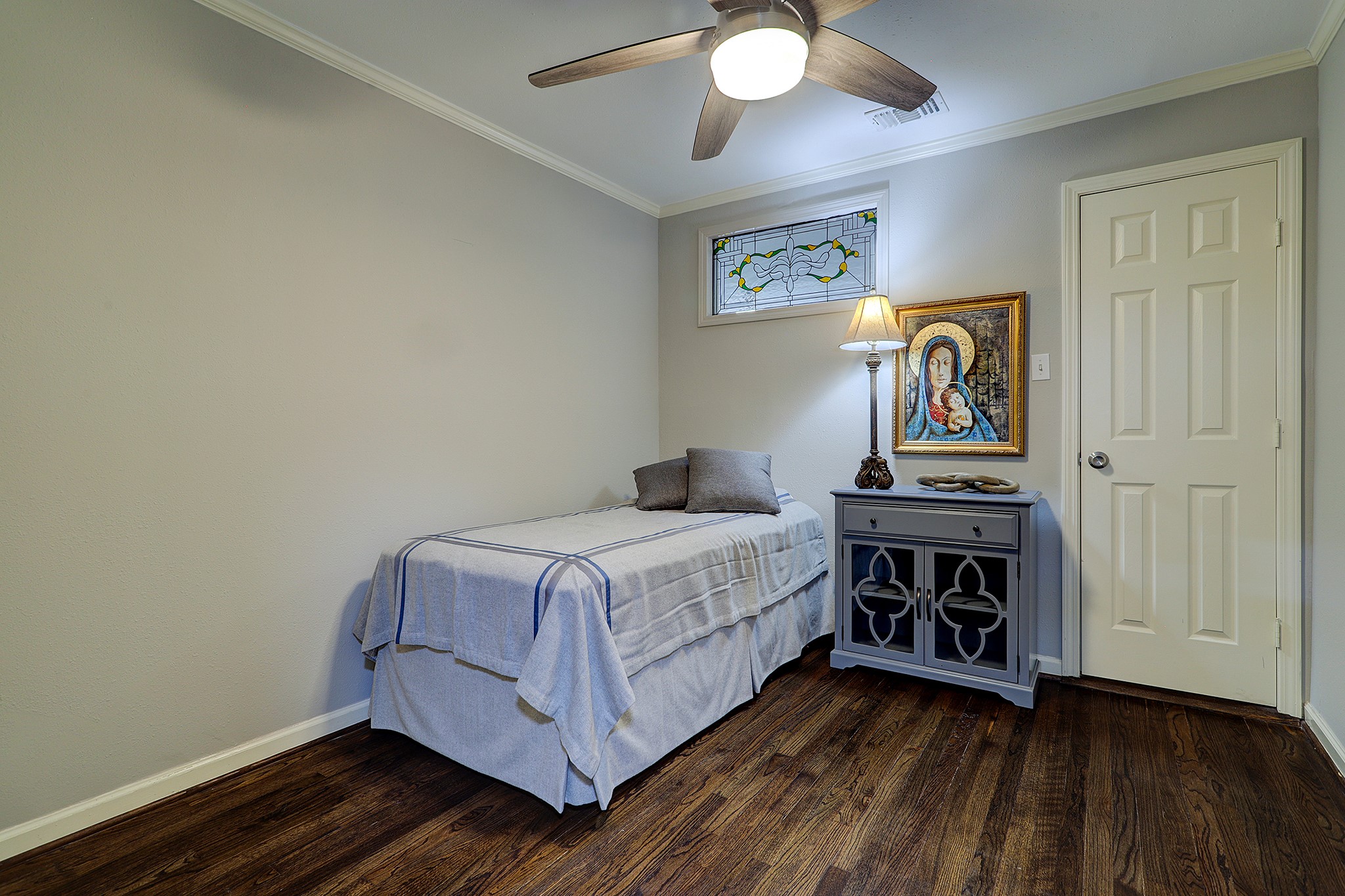 2619 Eastgrove Lane Property Photo 13