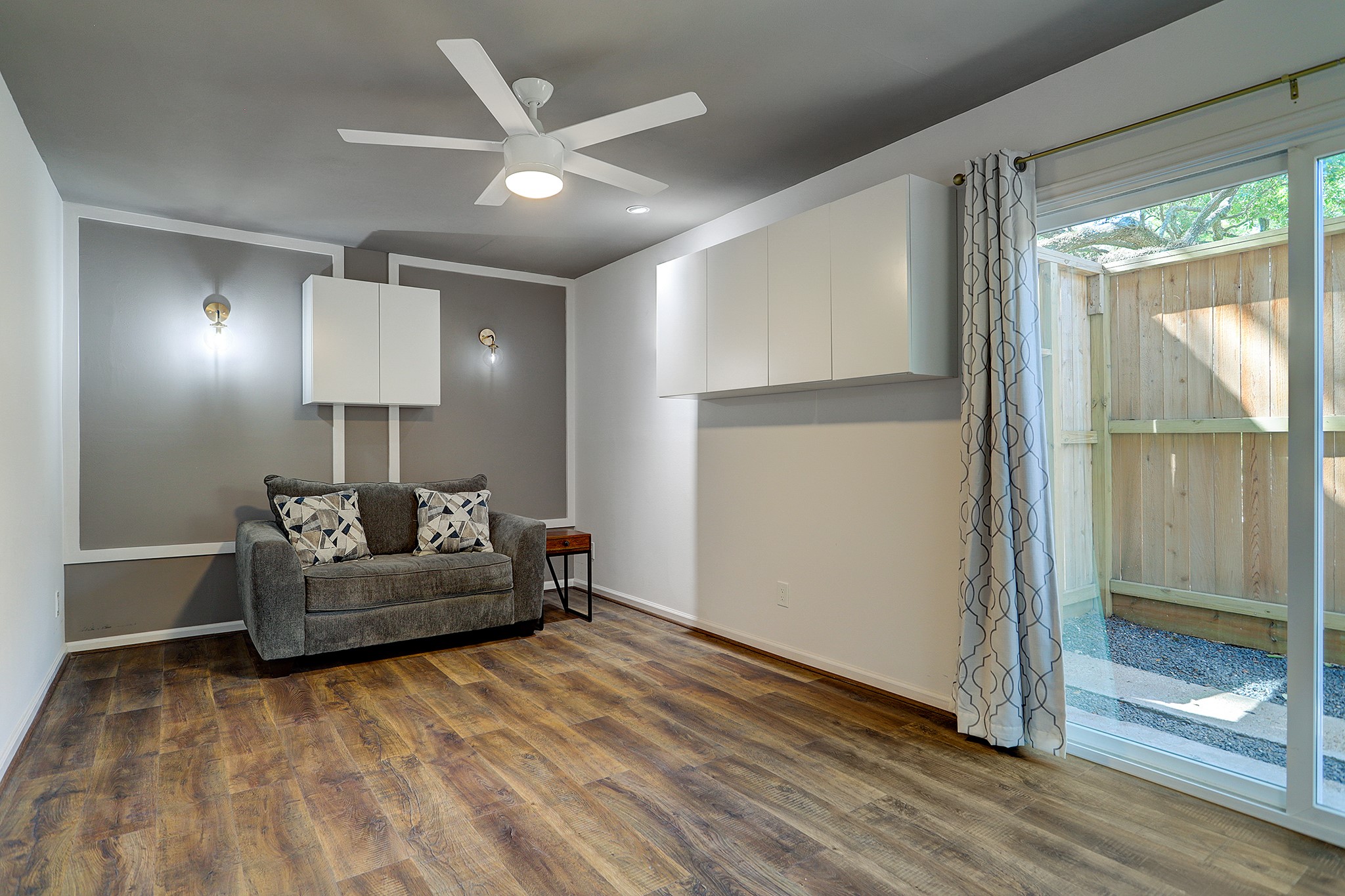 2619 Eastgrove Lane Property Photo 14