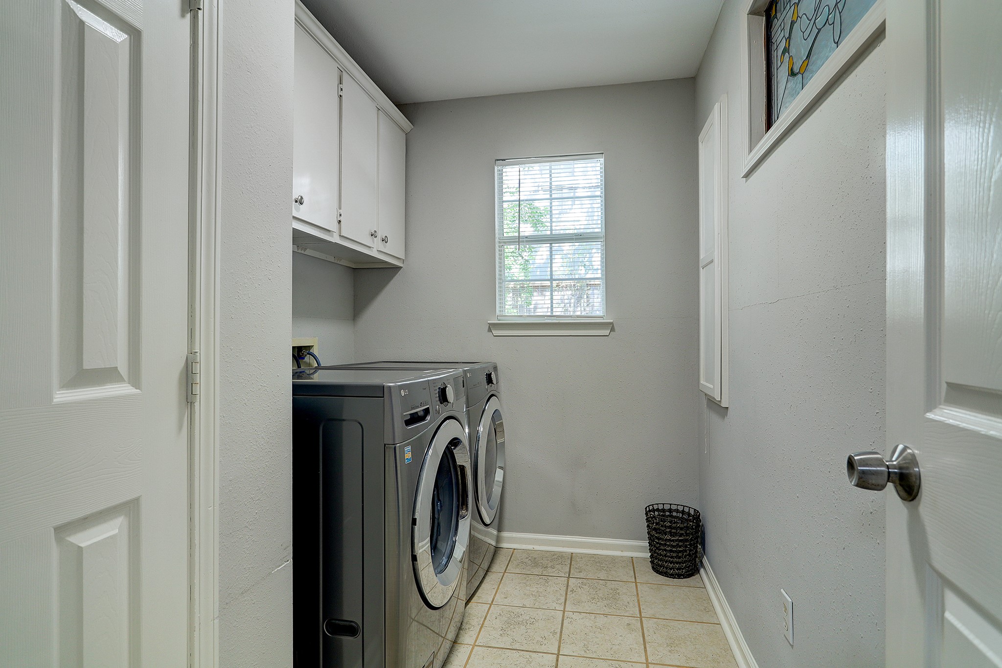 2619 Eastgrove Lane Property Photo 15