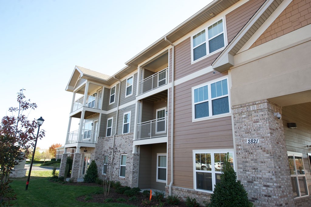 2821 Biggin Hill Ct Property Photo 4