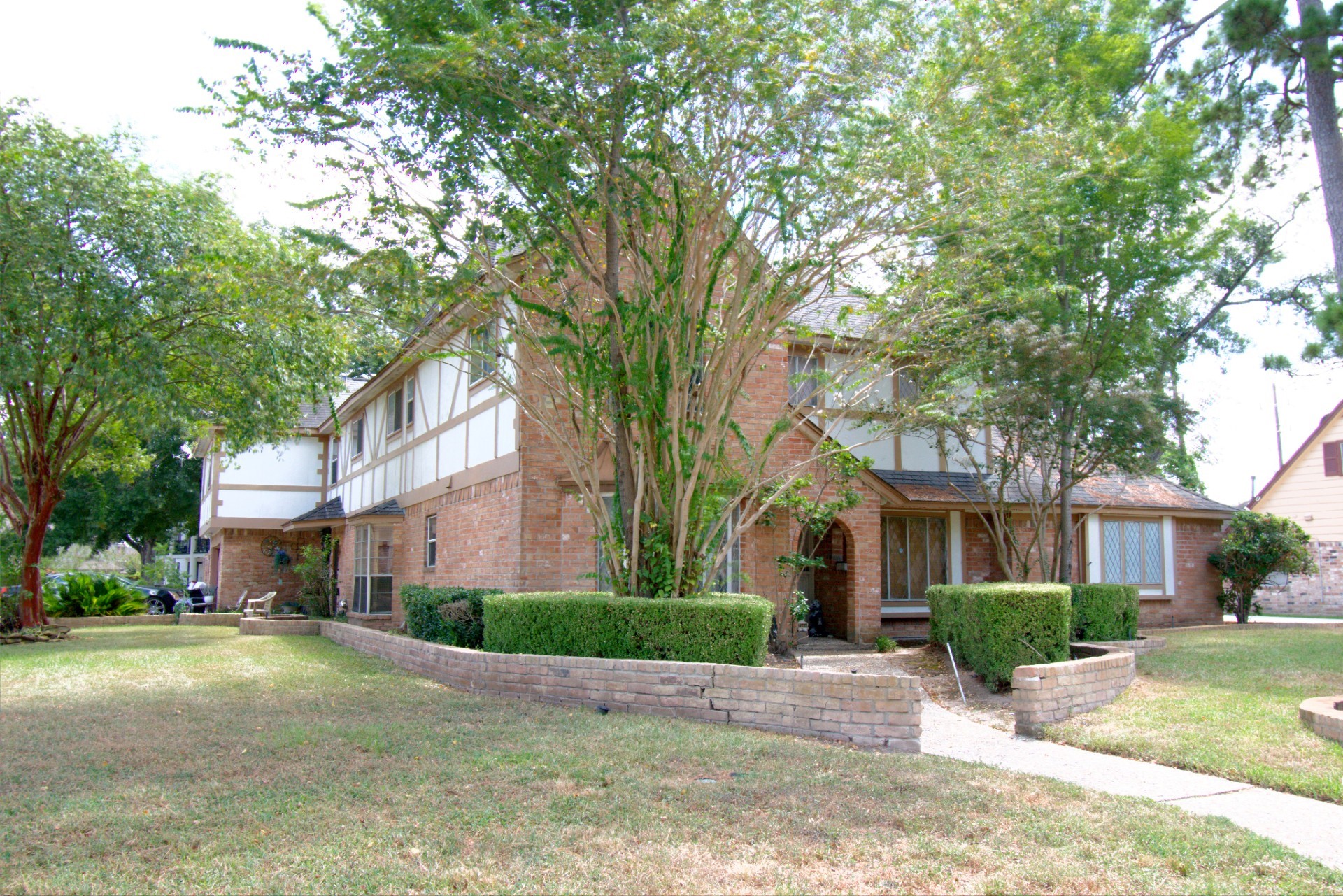 14722 Falling Creek Drive Property Photo 3